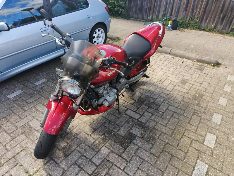 Honda Hornet - foto 3