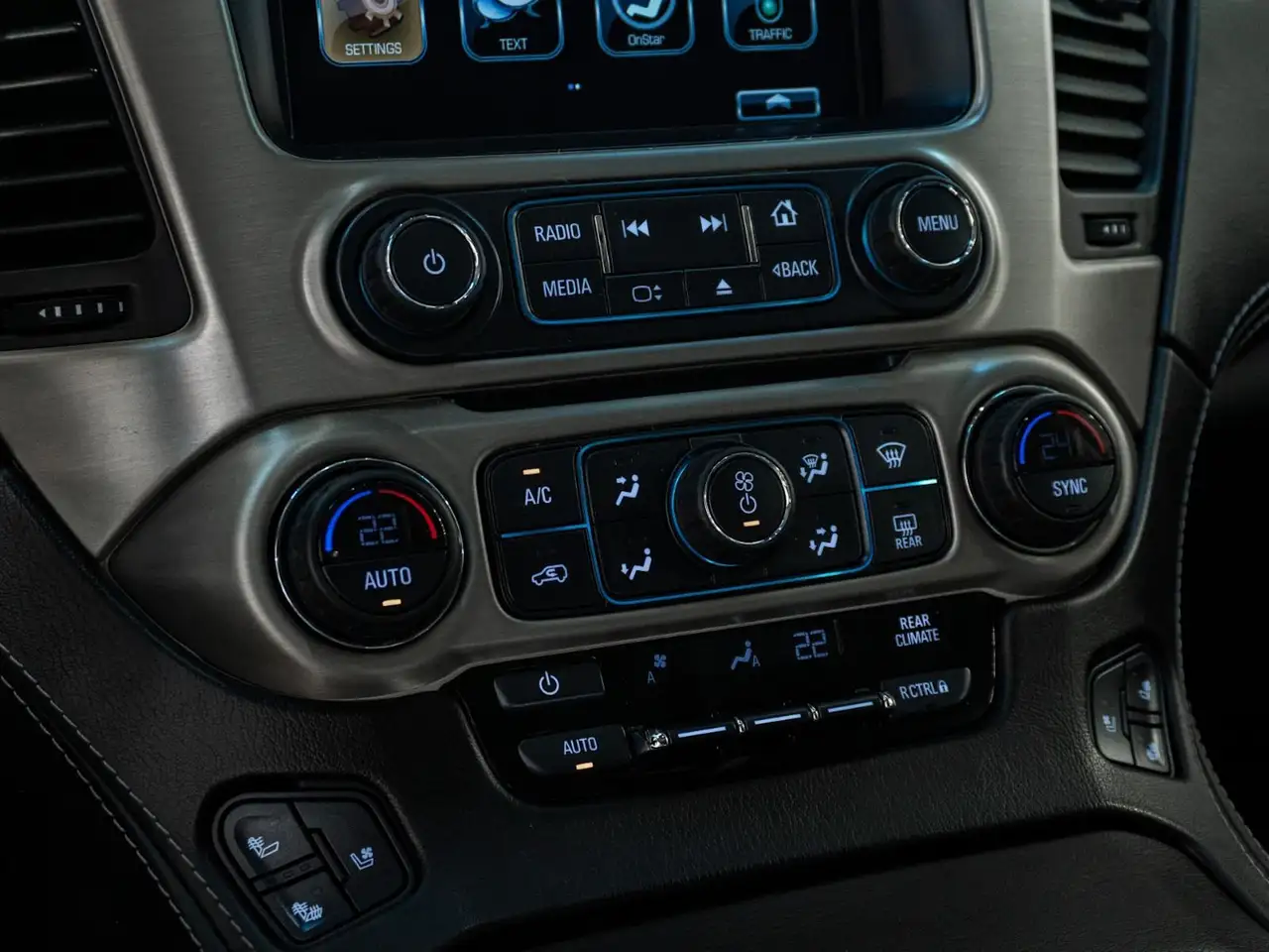 GMC Yukon снимка GMC Yukon