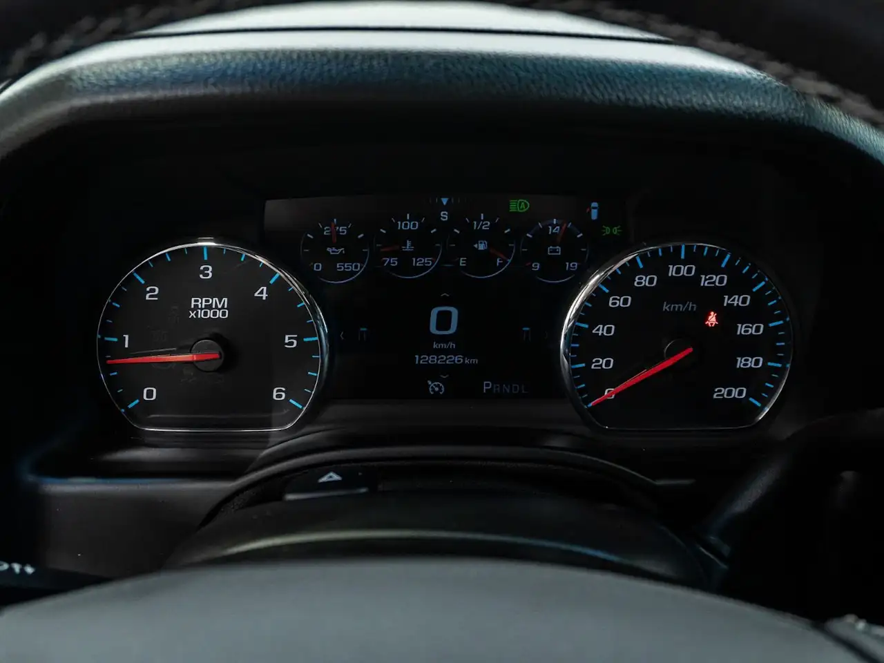 GMC Yukon снимка GMC Yukon