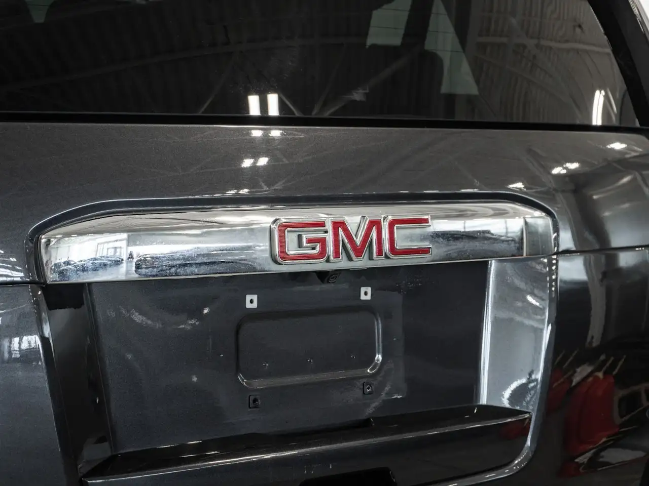 GMC Yukon снимка GMC Yukon