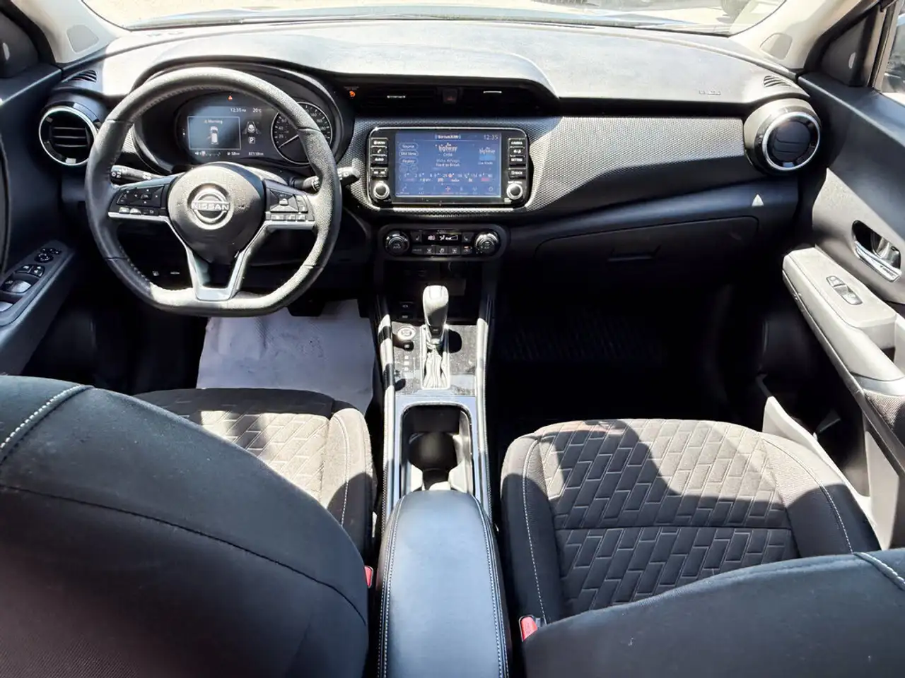 Nissan Kicks photo Nissan Kicks
