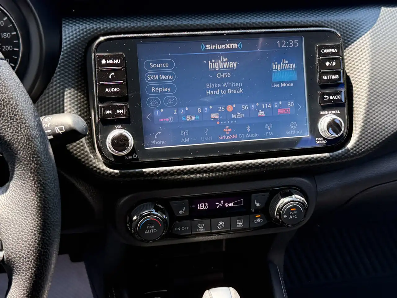 Nissan Kicks photo Nissan Kicks