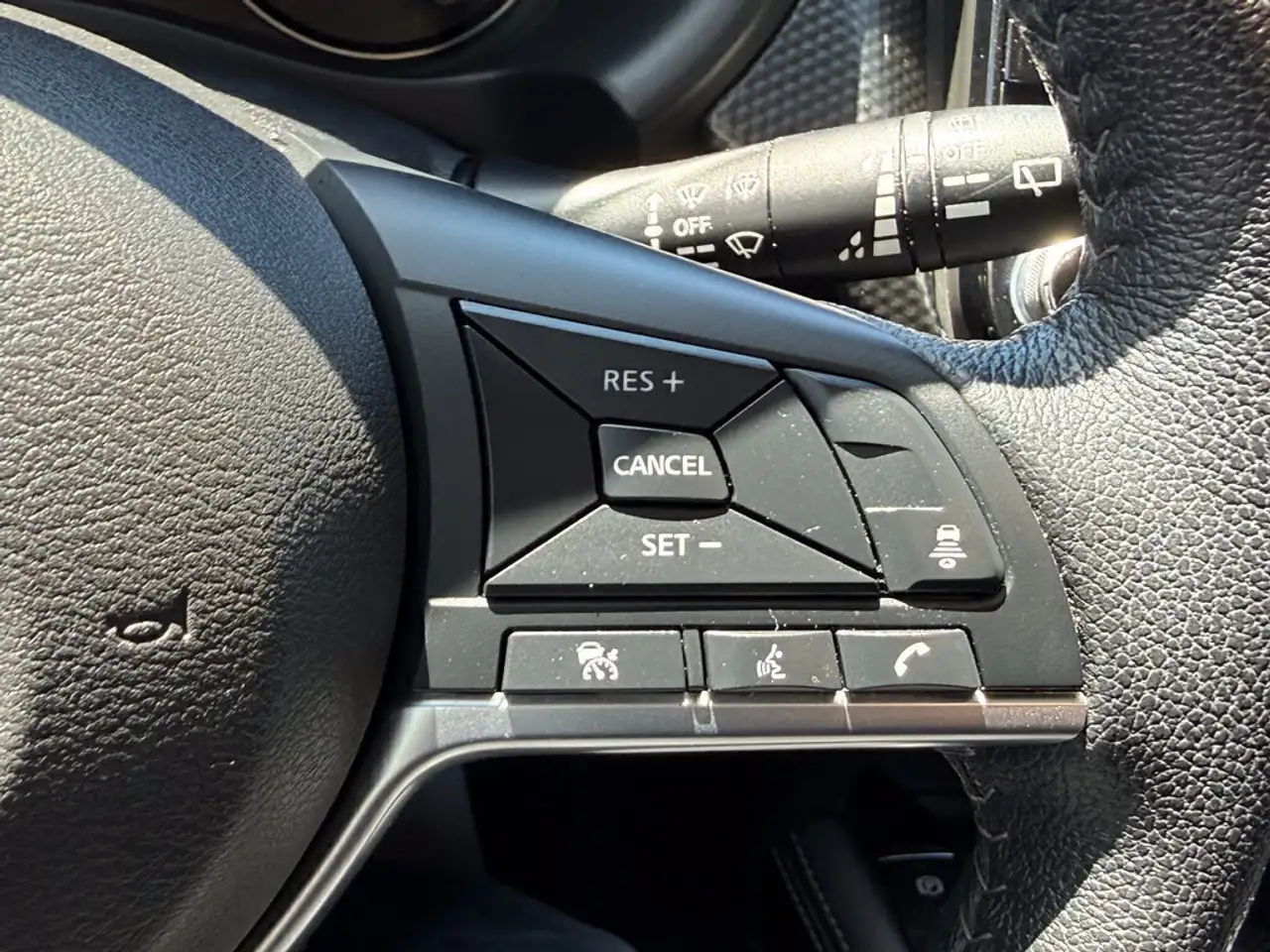 Nissan Kicks photo Nissan Kicks