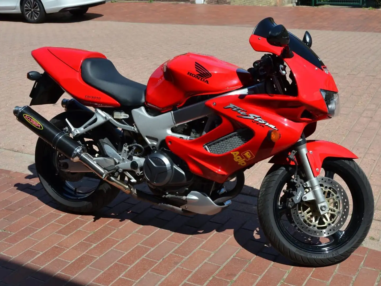 Honda VTR 1000 Firestorm Rood - 1