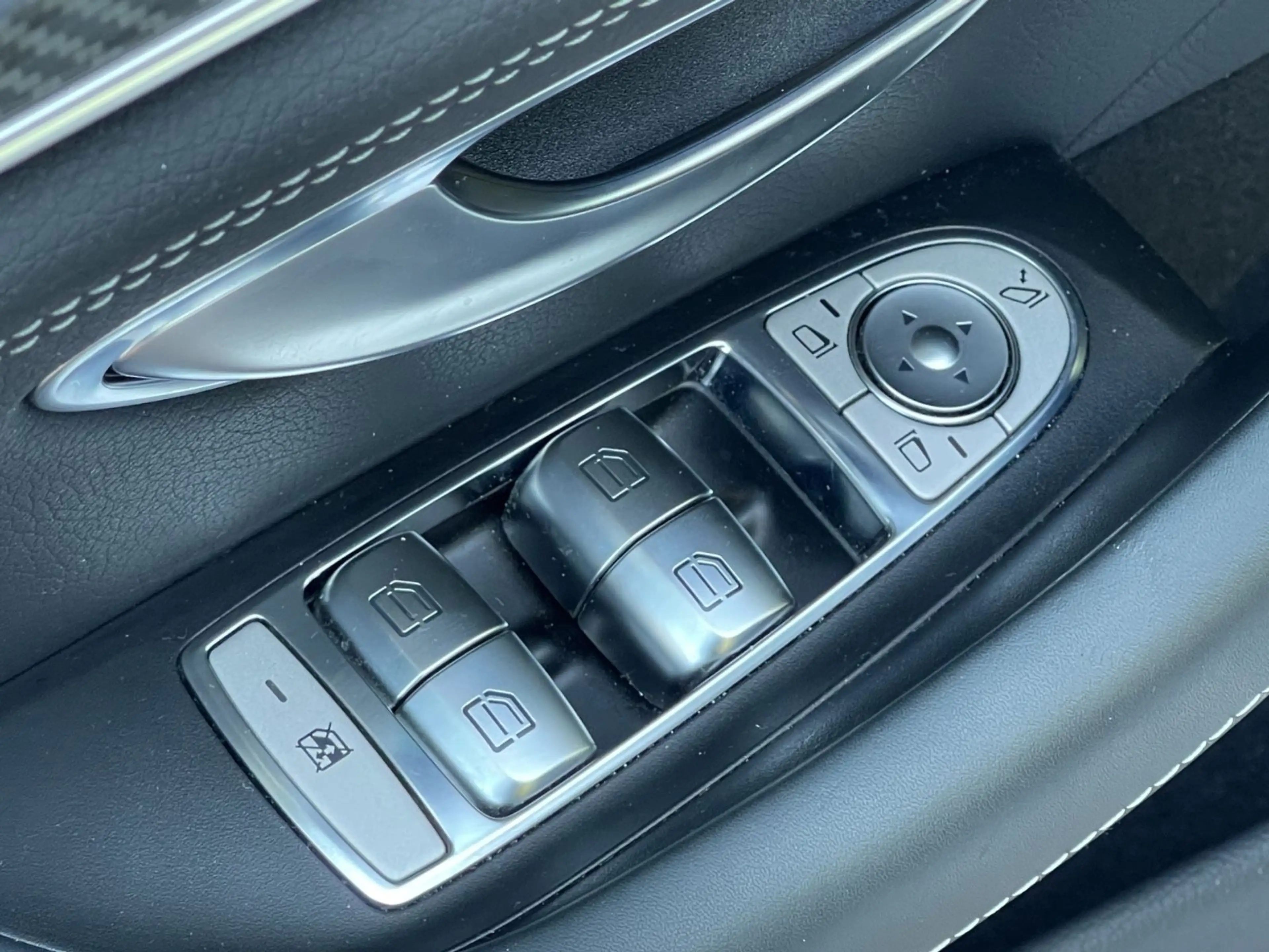 Mercedes-Benz AMG GT 53 4MATIC+ MASSAGE 360° KAM. JUNGE STERNE — photo 13