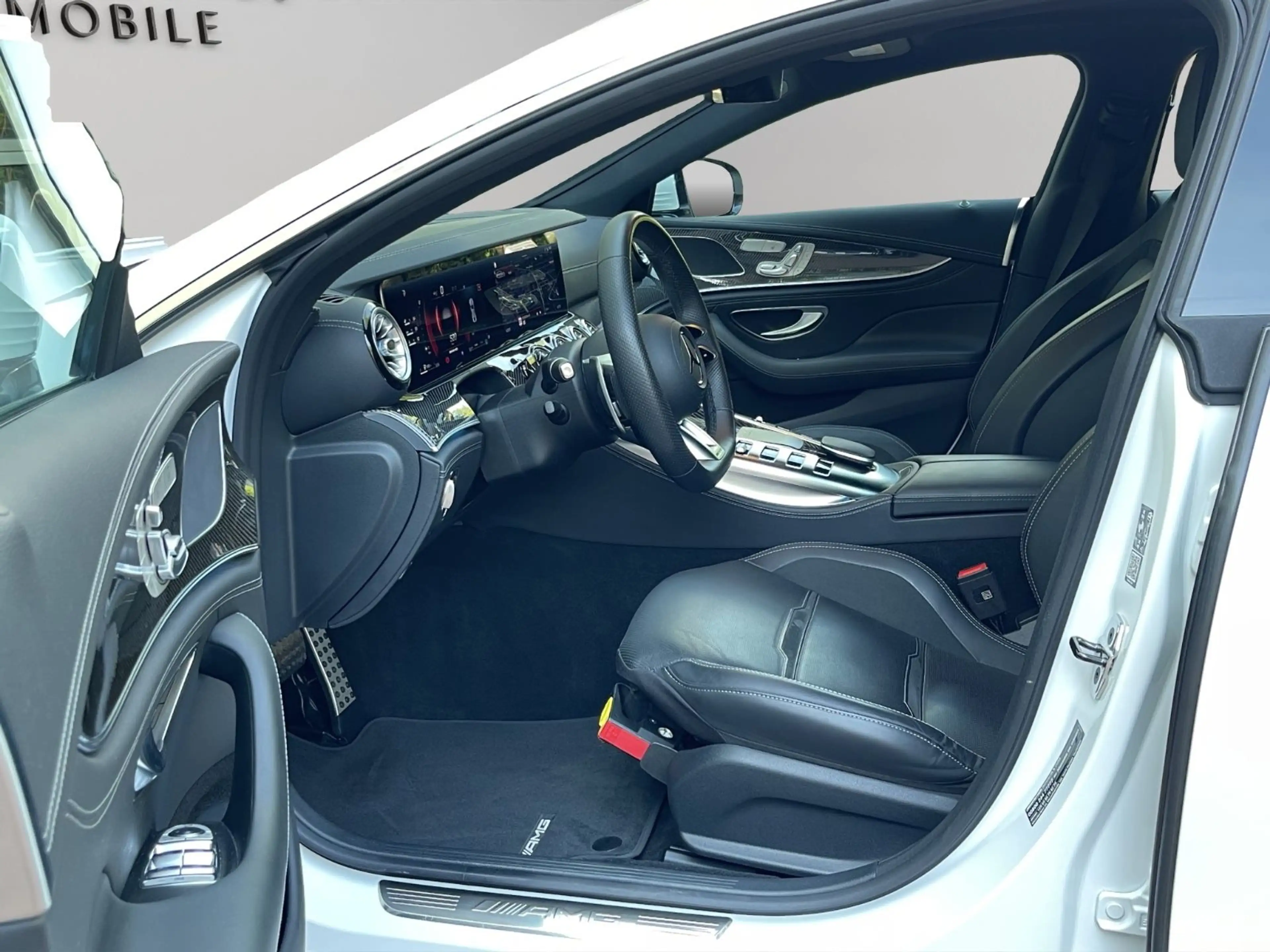 Mercedes-Benz AMG GT 53 4MATIC+ MASSAGE 360° KAM. JUNGE STERNE — photo 14