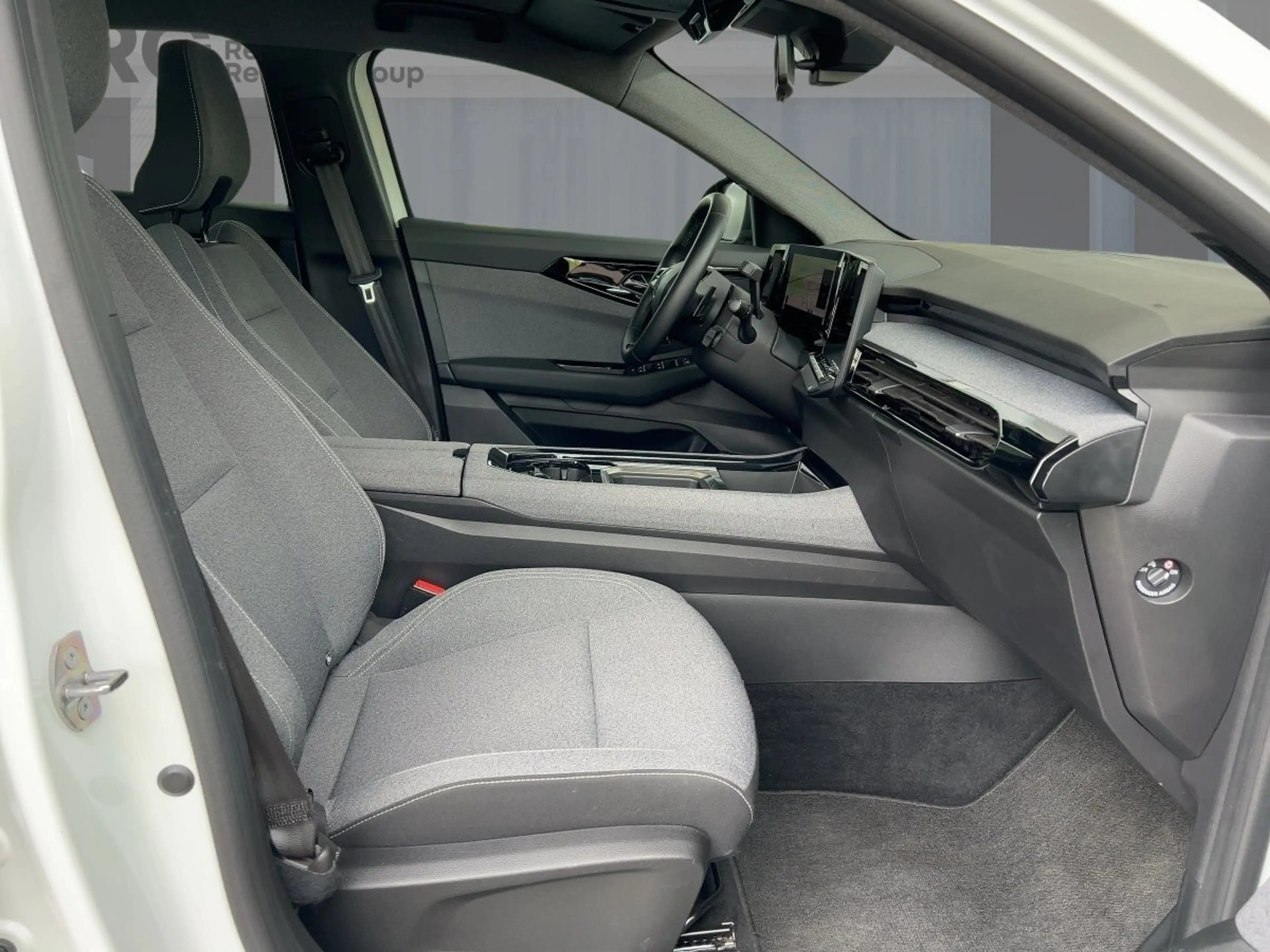 Renault Austral Evolution Mild Hybrid 160 Automatik — photo 8