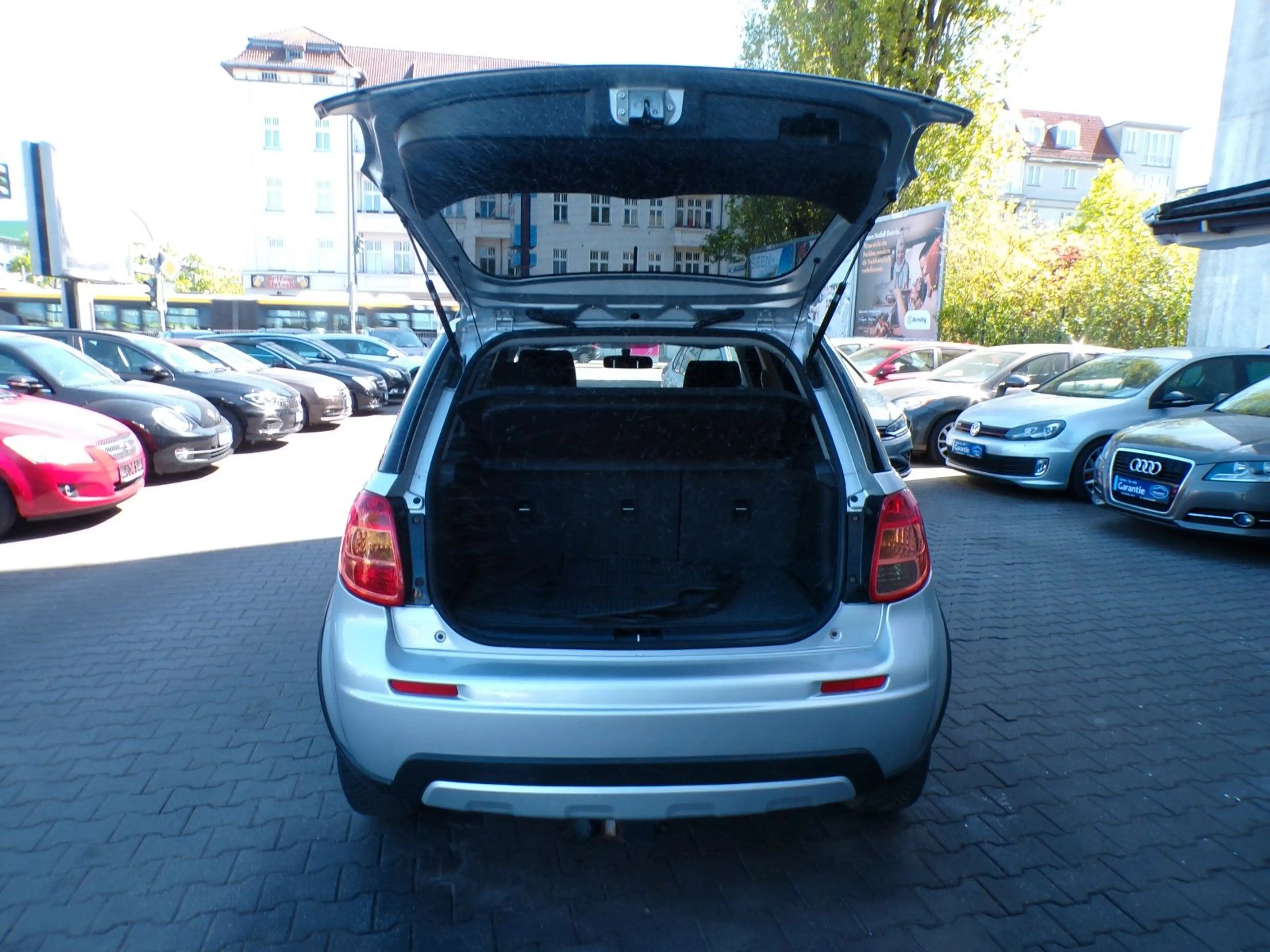 Suzuki SX4 1.6 VVT 2WD mit AHK. — photo 9