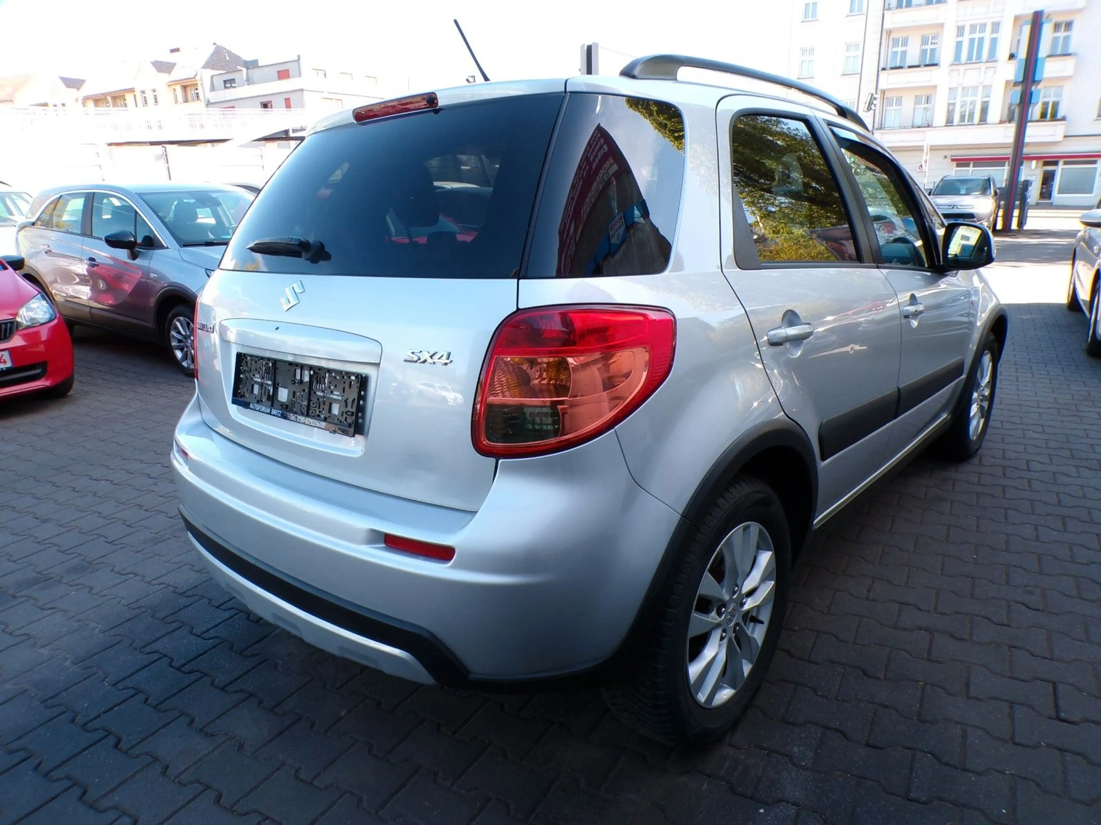 Suzuki SX4 1.6 VVT 2WD mit AHK. — photo 5