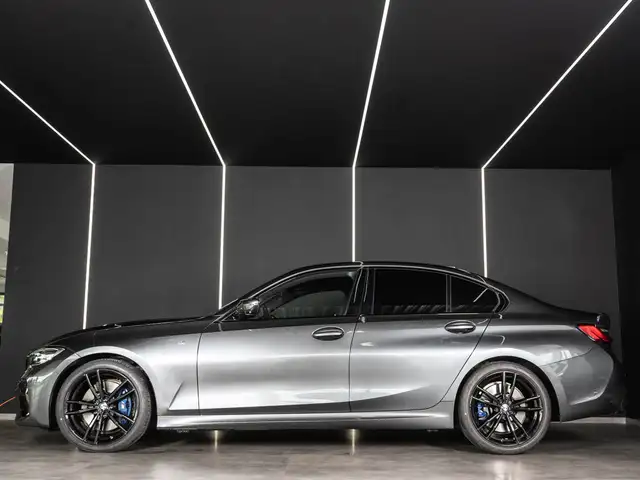 BMW M3 view 7