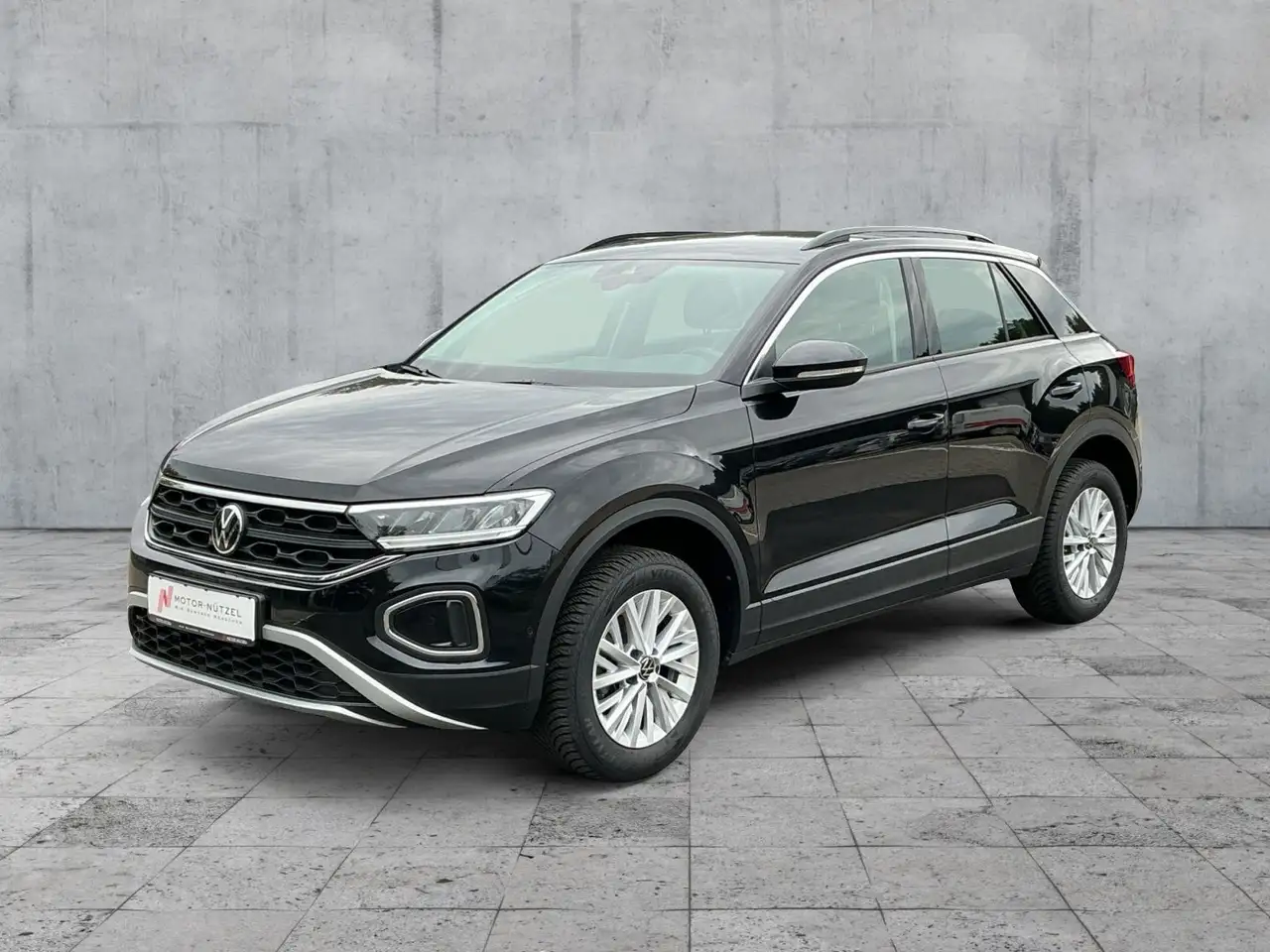 Volkswagen T-Roc 1.5 TSI DSG LIFE LED+AHK+NAVI+DAB+SHZ+PDC, миниатюра 2