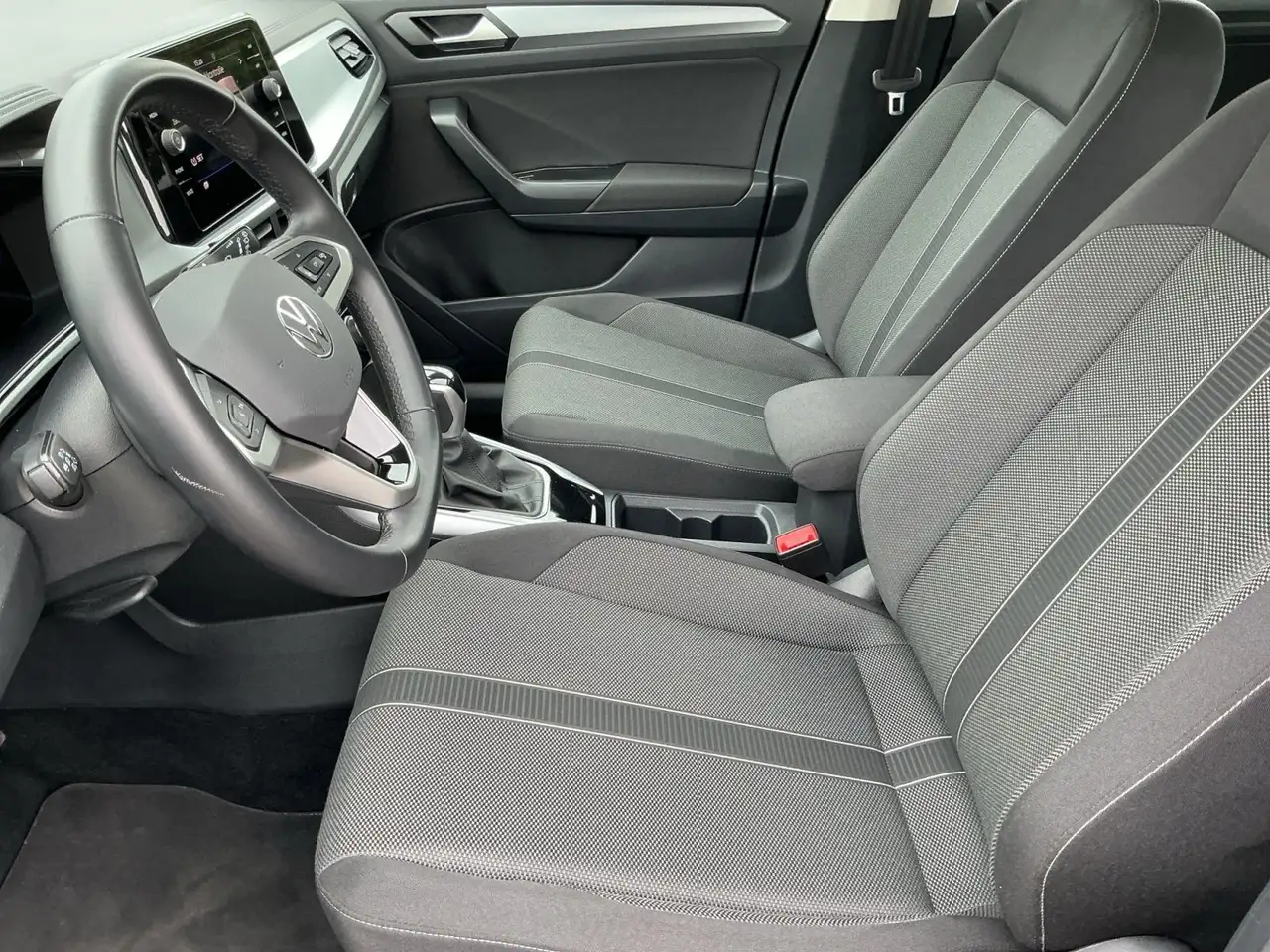 Volkswagen T-Roc 1.5 TSI DSG LIFE LED+AHK+NAVI+DAB+SHZ+PDC, миниатюра 12