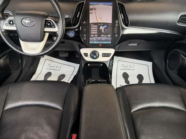 2019 Toyota Prius TECHNOLOGY PKG LEATHER | NAVIGATION | NEW TIRES — снимка 1