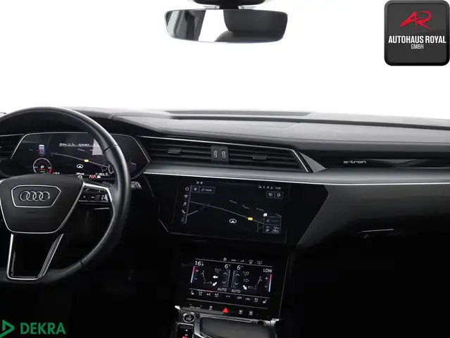 Audi E-Tron view 9