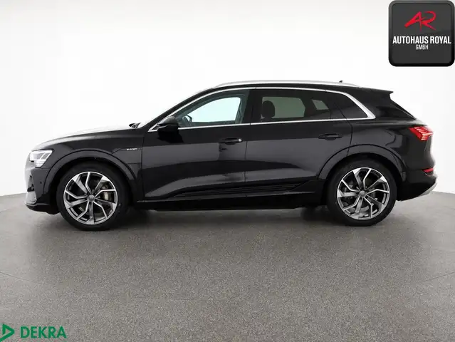 Audi E-Tron view 2