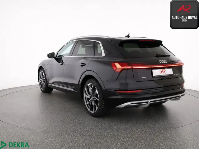 Audi E-Tron view 3