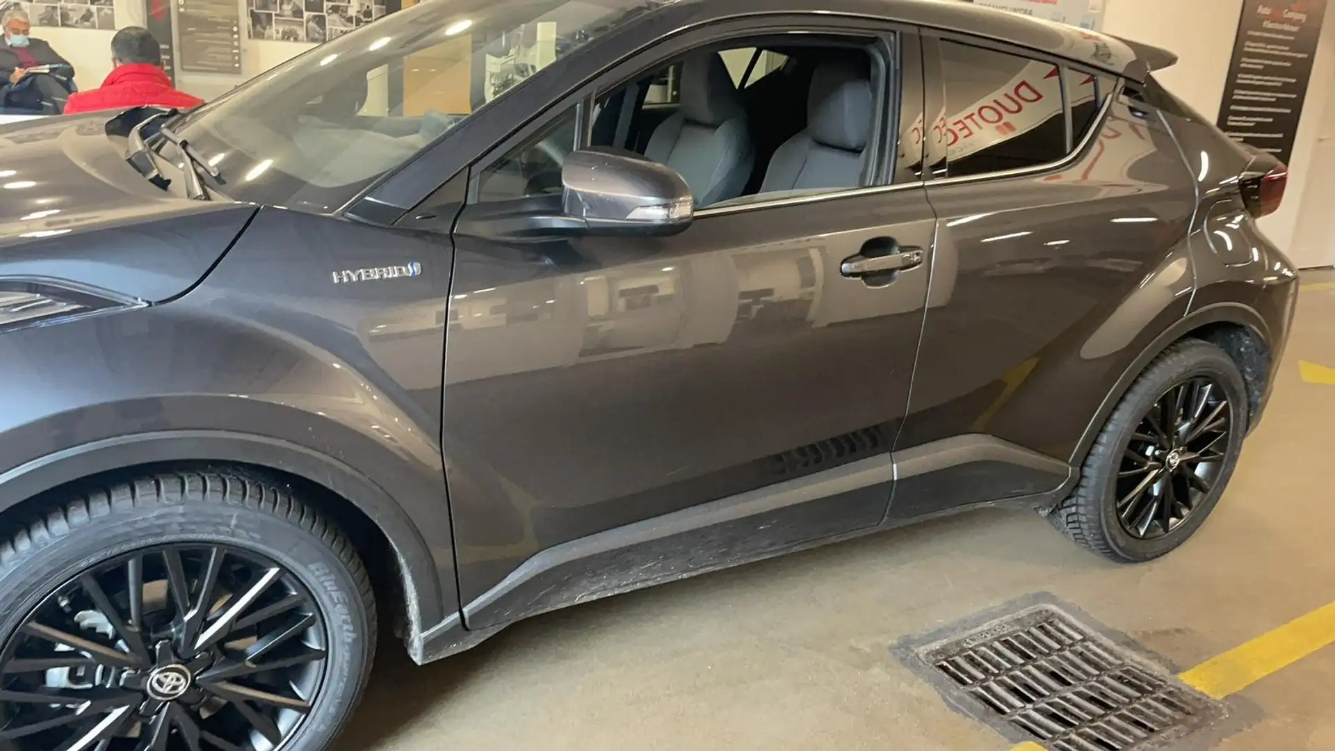 Toyota C-HR Grigio - 2