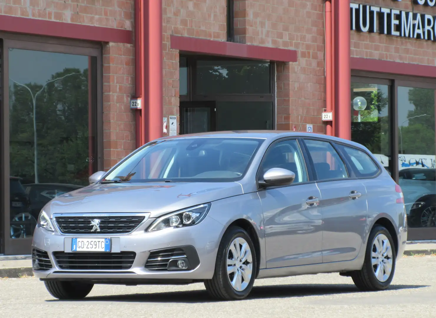 Peugeot 308 308 SW 1.5 bluehdi Active Business s&s 130cv eat8 Gris - 1