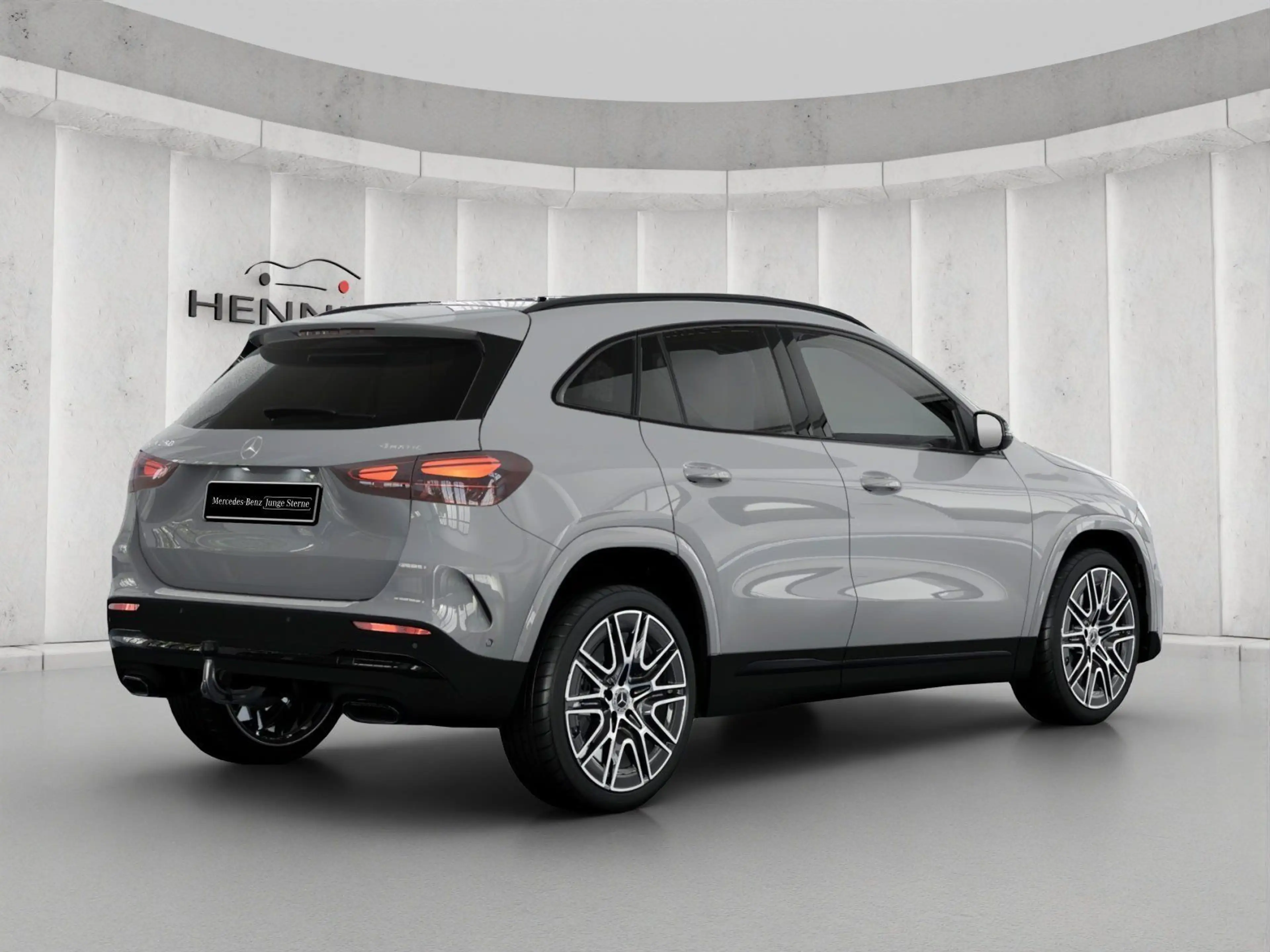 Mercedes-Benz GLA 250 4M AMG Special Edition Night Panoram AHK — photo 4