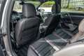 Volkswagen Golf GTI AKRAPOVIC / PANO / DYNAUDIO / 290 PK / Gris - thumbnail 23