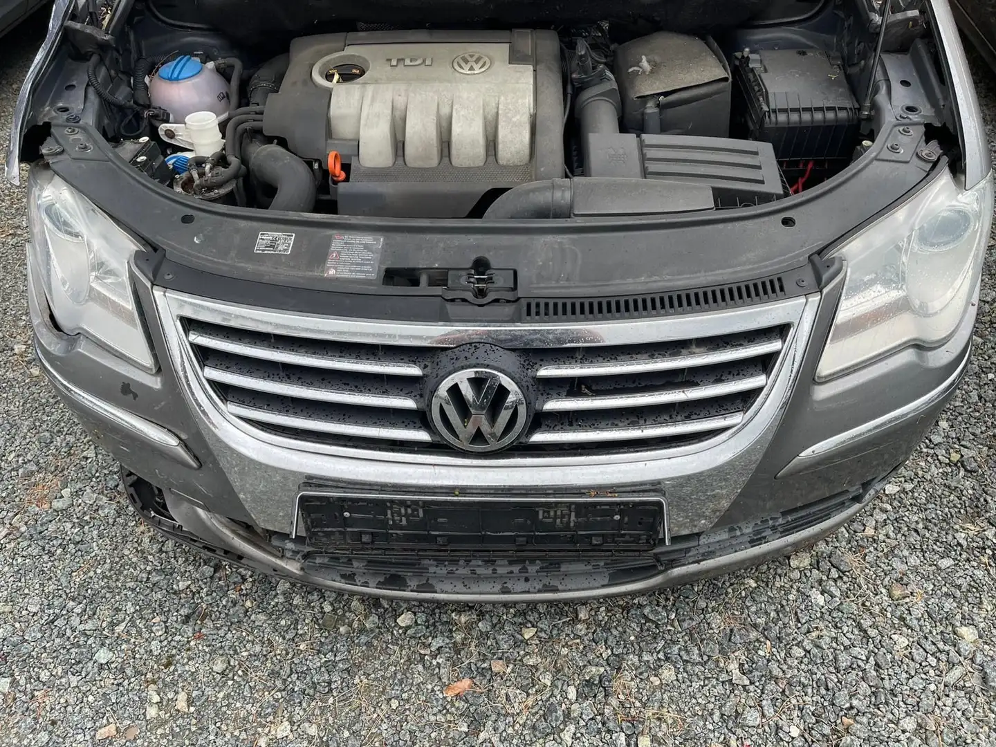Volkswagen Touran 1.9 TDI Highline Klima Alu Gris - 2
