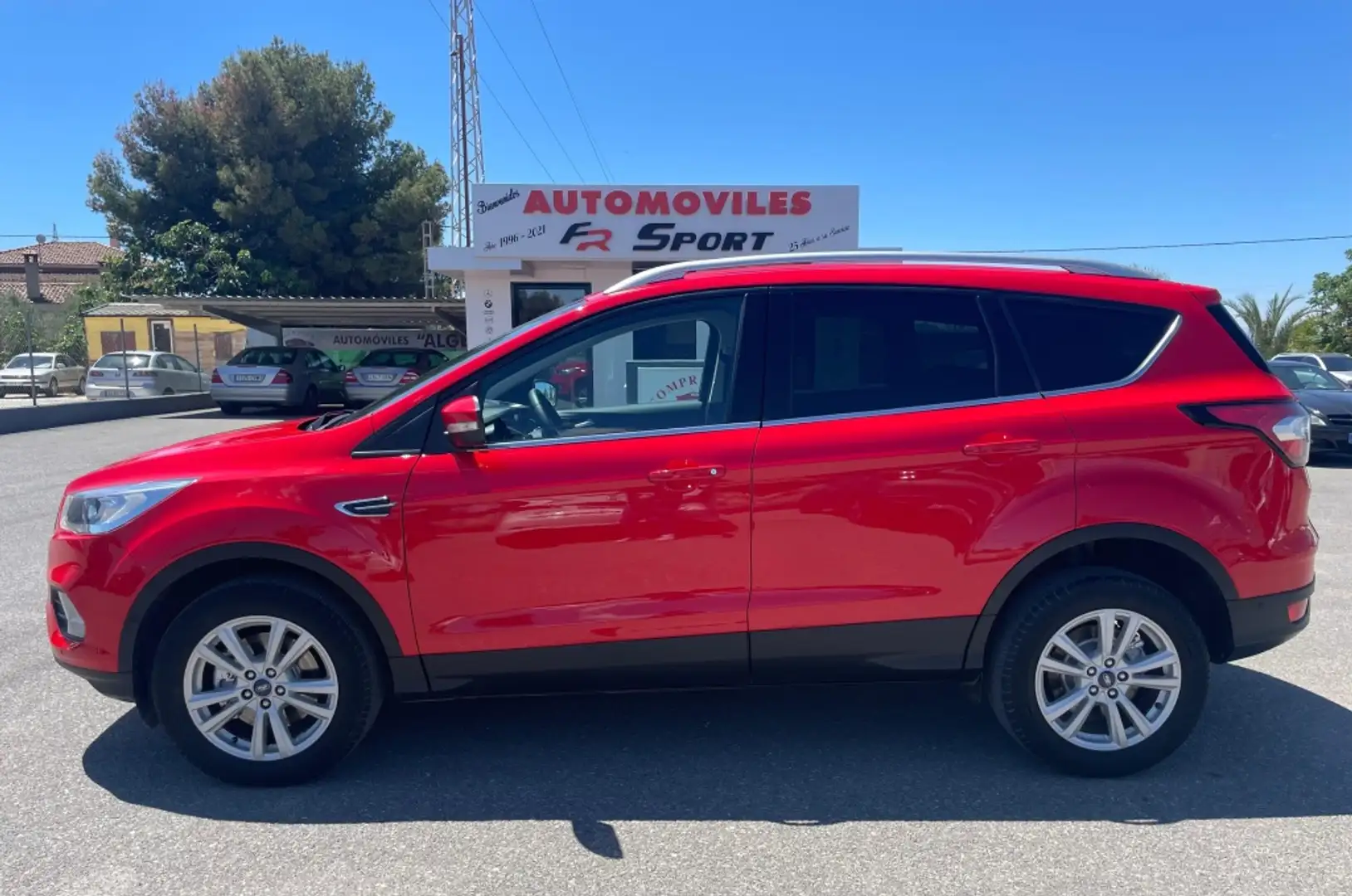 Ford Kuga 1.5TDCi Auto S&S Trend+ 4x2 120 - 2