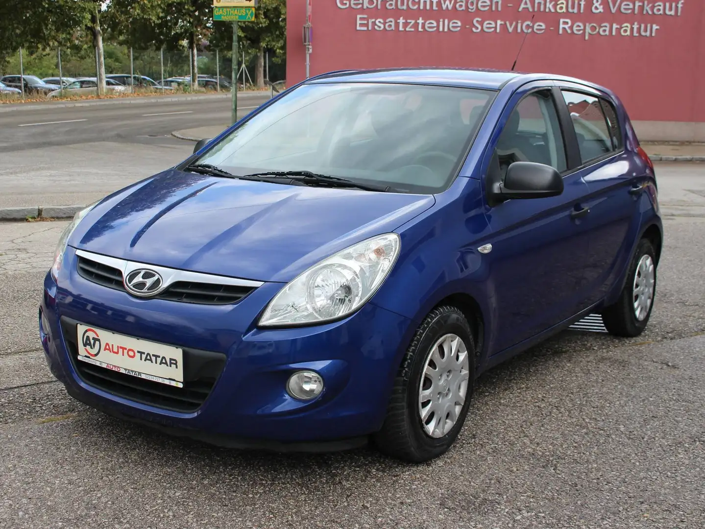 Hyundai i20 Classic|Erstbesitz|Service NEU|83.800 km|mtl. 43 EUR Blau - 1