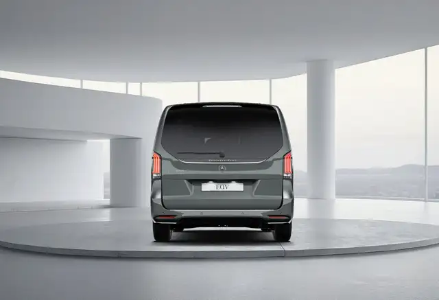 Mercedes-Benz EQV 300 AVANTGARDE Lang 8 Sitze Airm Distr Navi Ansicht 15