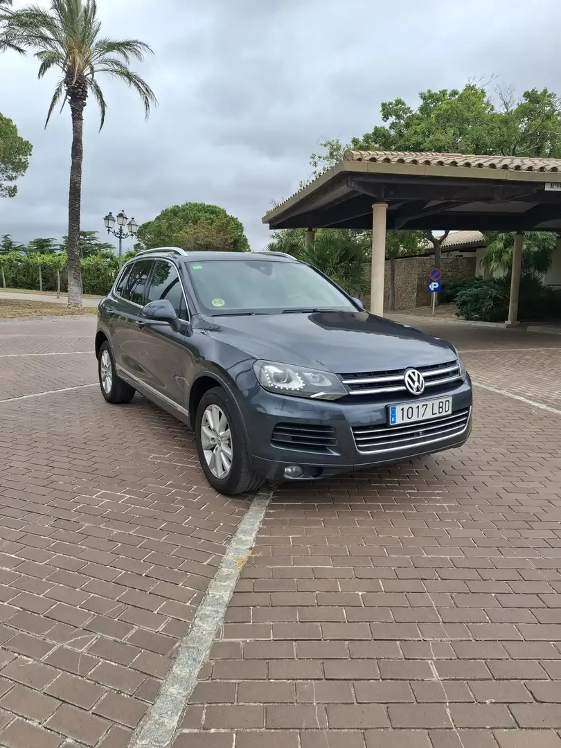 Volkswagen Touareg Touareg 3.0TDI V6 BMT Premium Tiptronic Premium Gris - 2