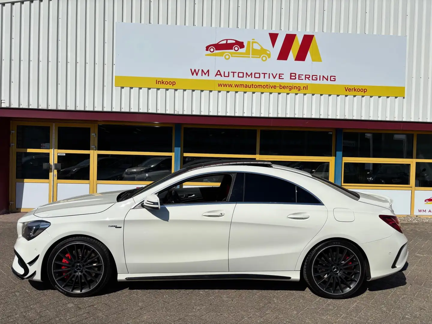 Mercedes-Benz CLA 45 AMG 4MATIC LEDER NAVI Bílá - 2