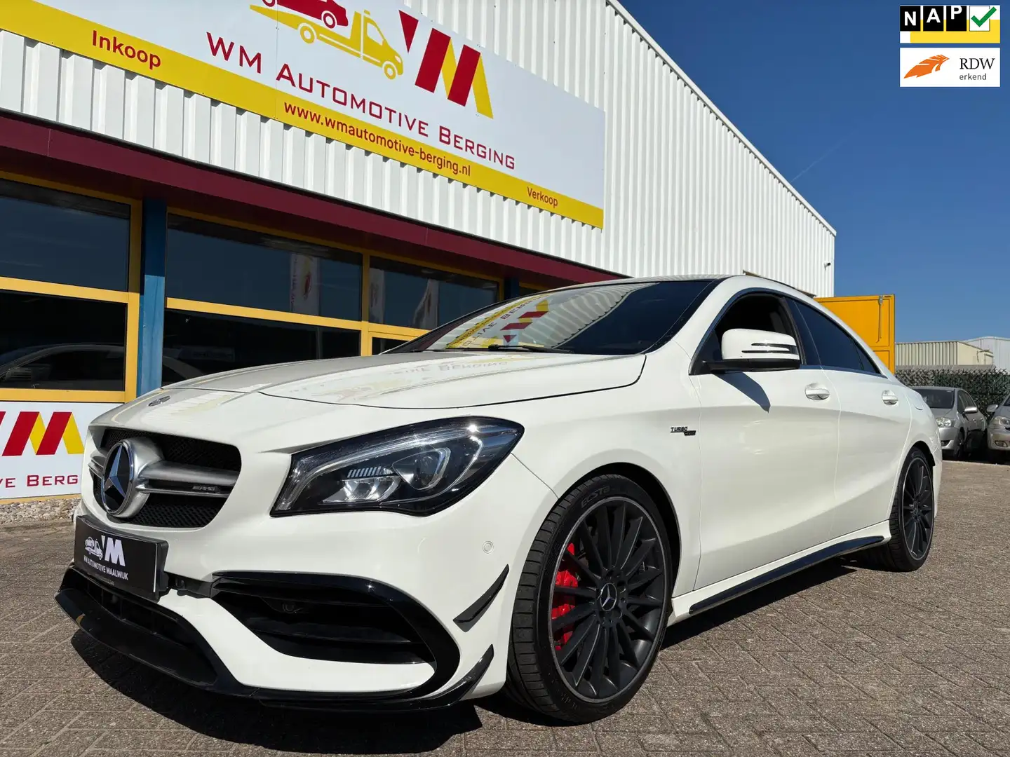 Mercedes-Benz CLA 45 AMG 4MATIC LEDER NAVI Bílá - 1