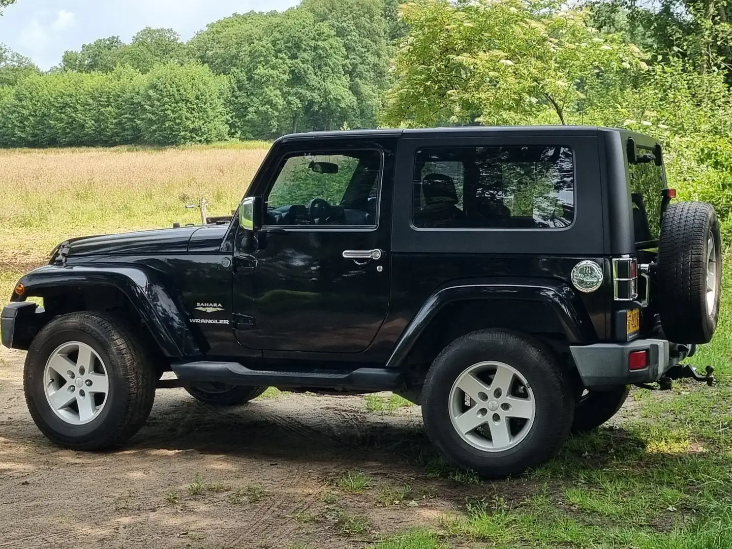 Jeep Wrangler Wrangler 3.8 Sahara Zwart - 2