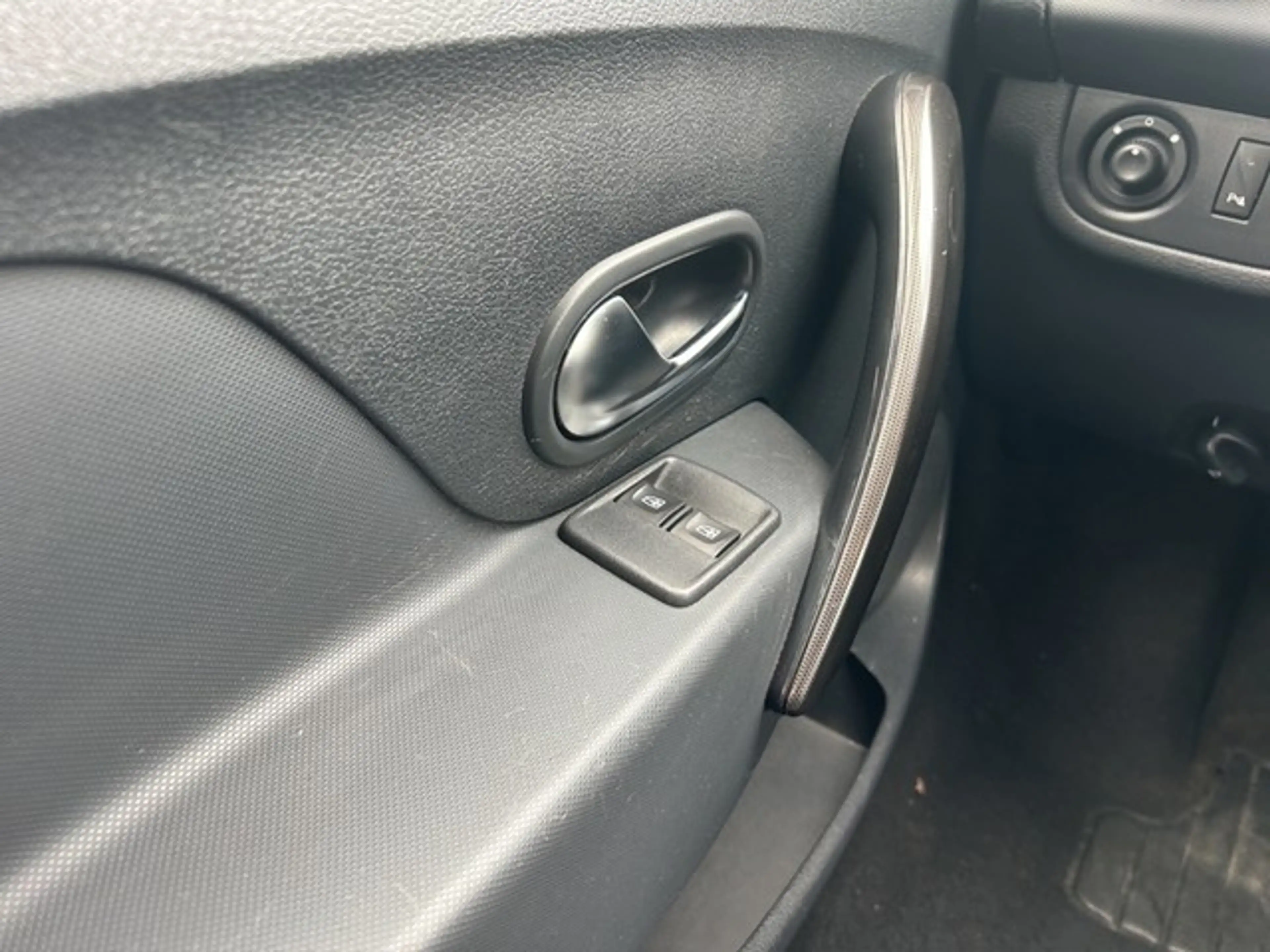 Dacia Sandero II (10.2012->) Stepway Celebration — photo 14
