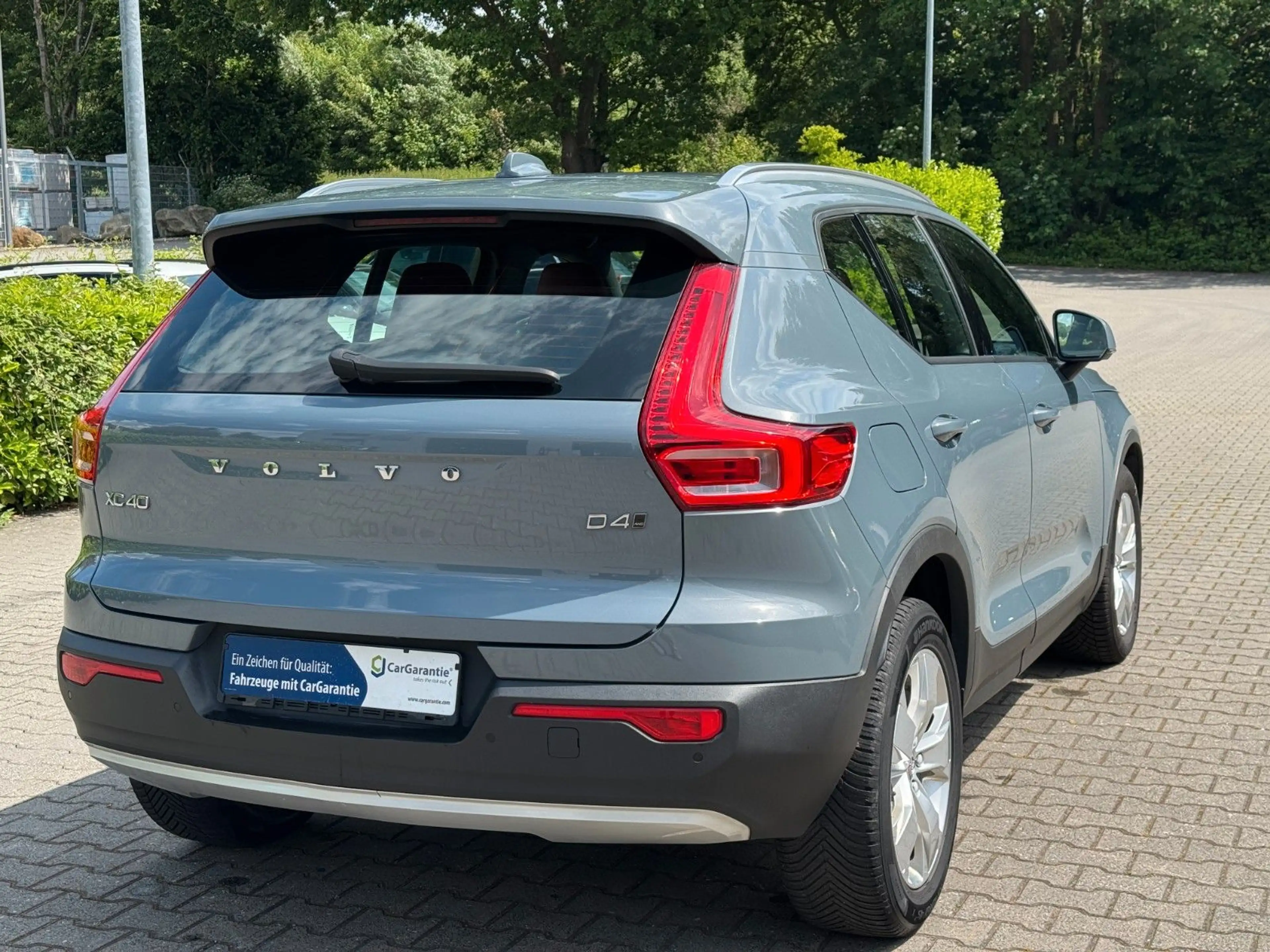 Volvo XC40 Momentum Pro AWD Garantie* Leder* Keyless* — photo 10