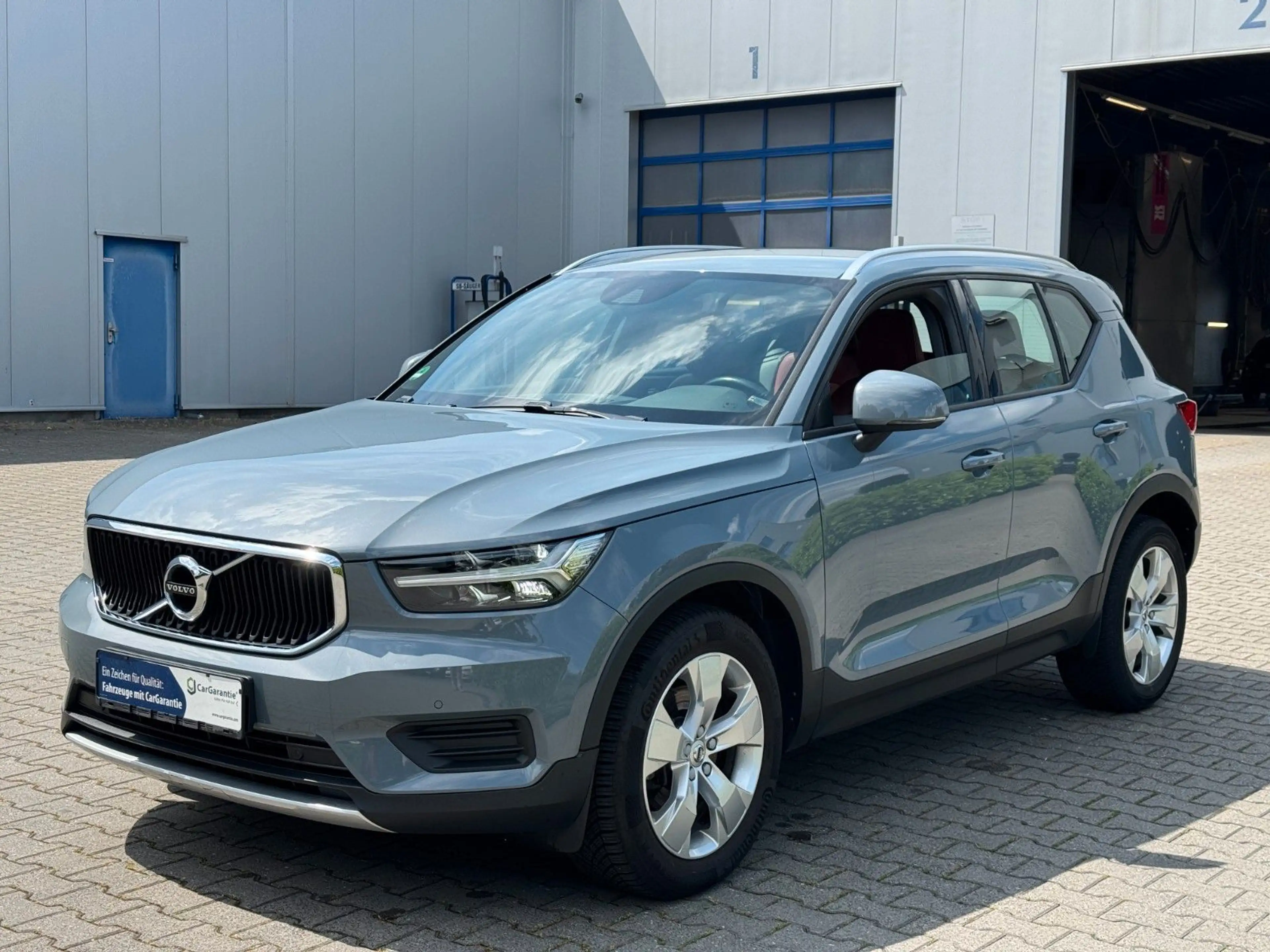 Volvo XC40 Momentum Pro AWD Garantie* Leder* Keyless* — photo 7