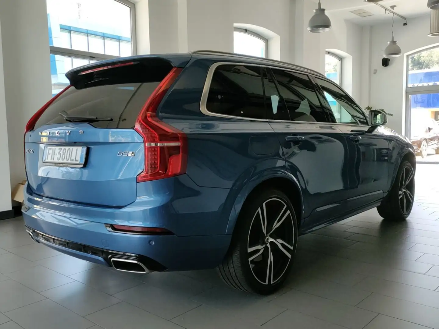 Volvo XC90 2.0 d5 R-design c22 awd 235cv 7p.ti geartronic my Blu/Azzurro - 2