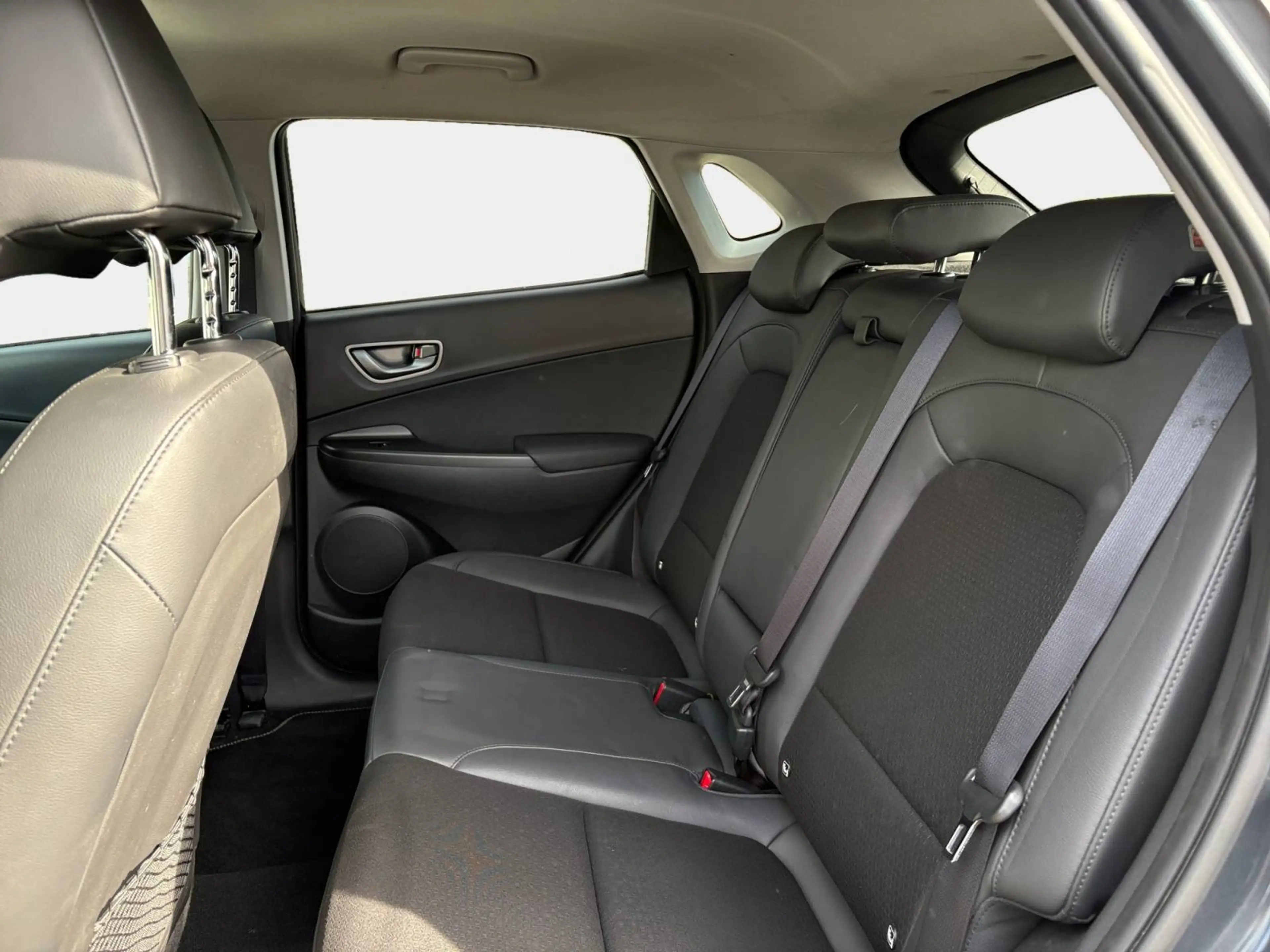 Hyundai KONA — photo 15