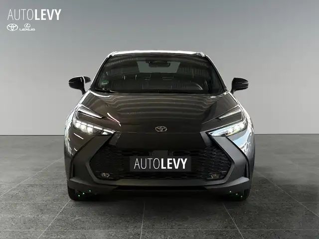 Toyota C-HR view 9