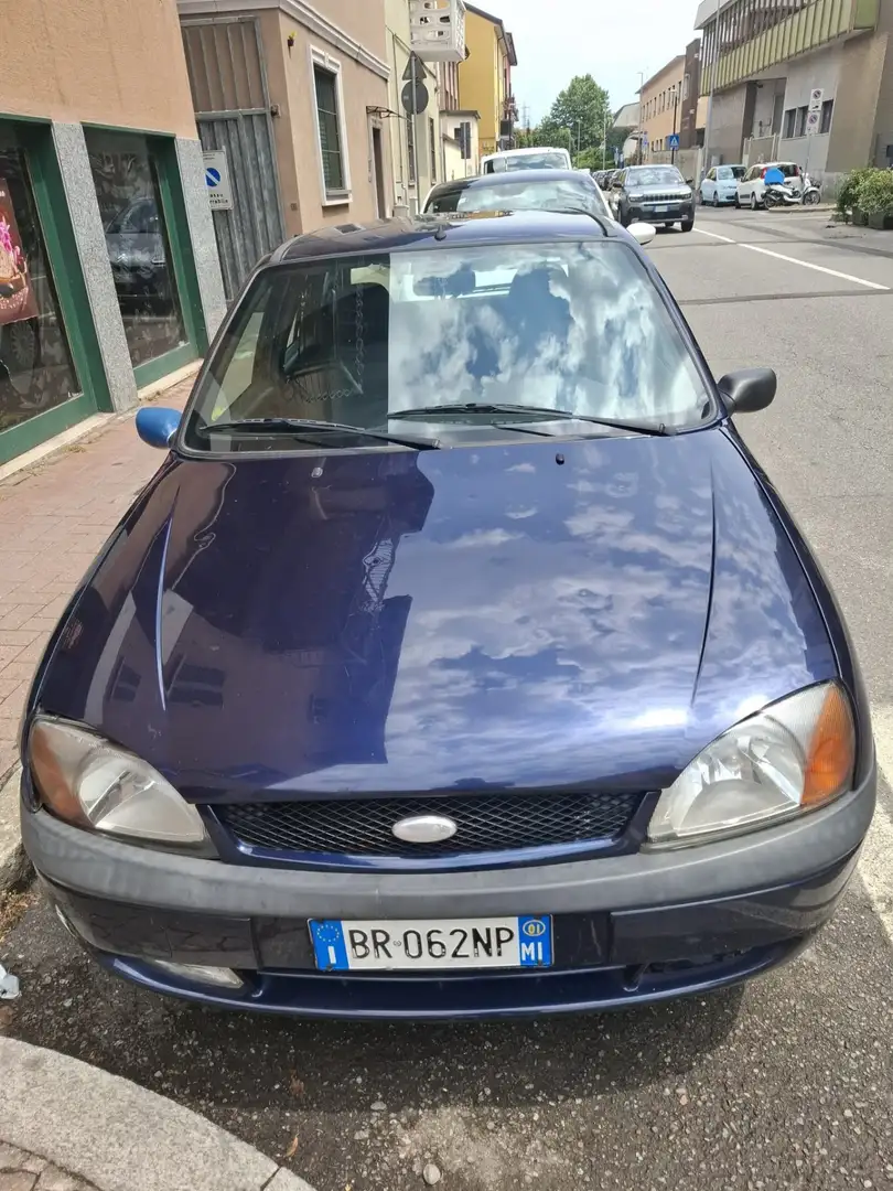 Ford Fiesta 3p 1.2 Ghia c/AC - 1