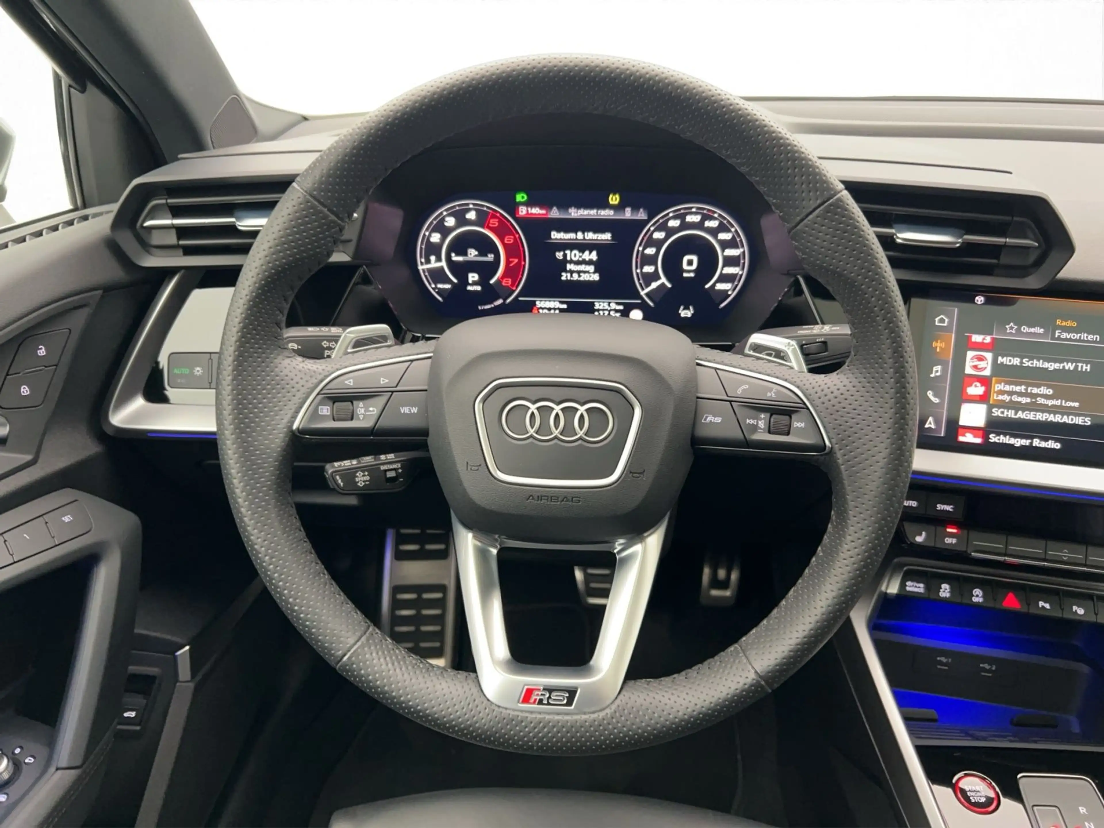 Audi RS3 S tro*B&O*Pano*Matrix+Virtual*Nav — photo 8