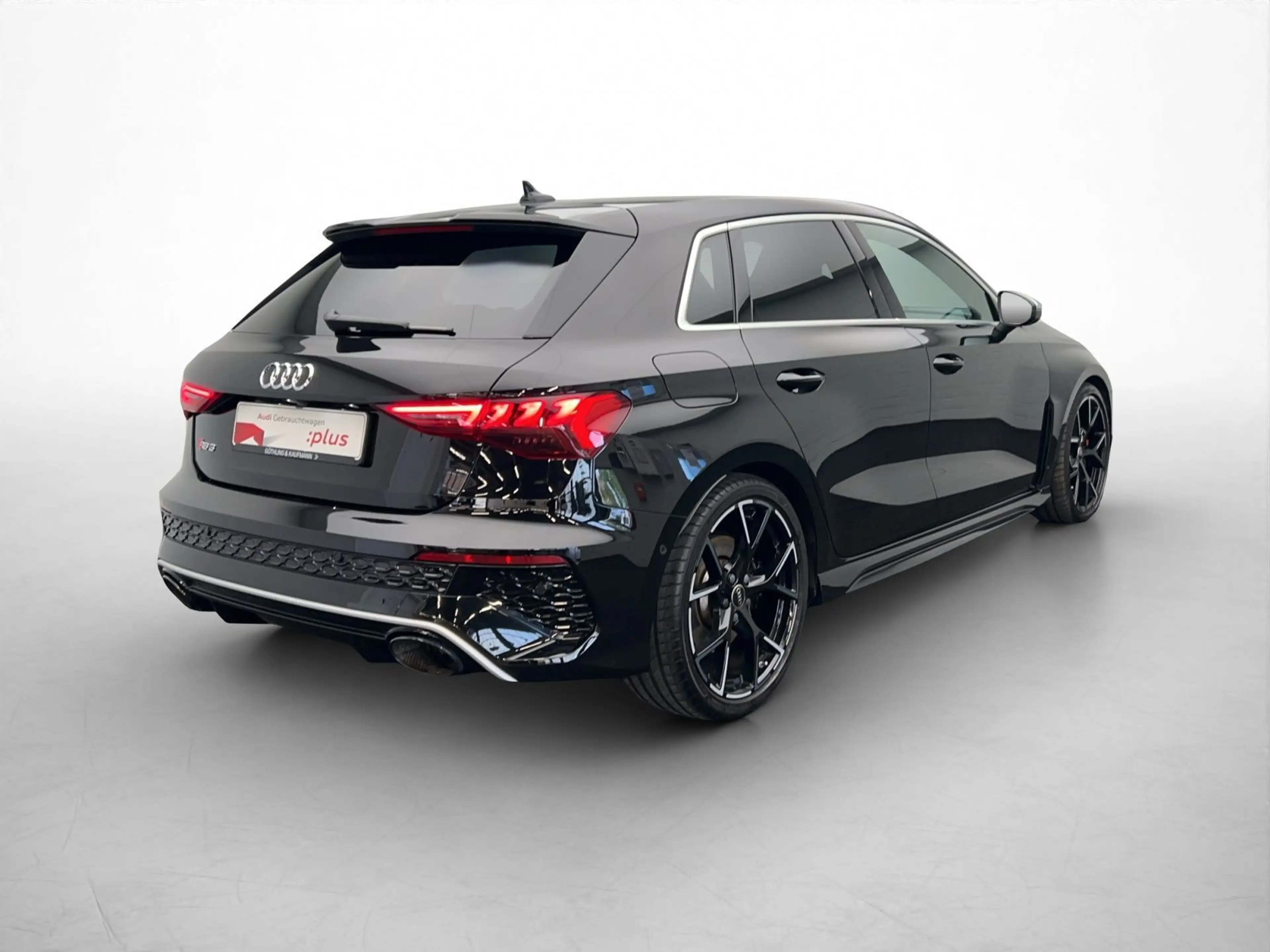 Audi RS3 S tro*B&O*Pano*Matrix+Virtual*Nav — photo 2