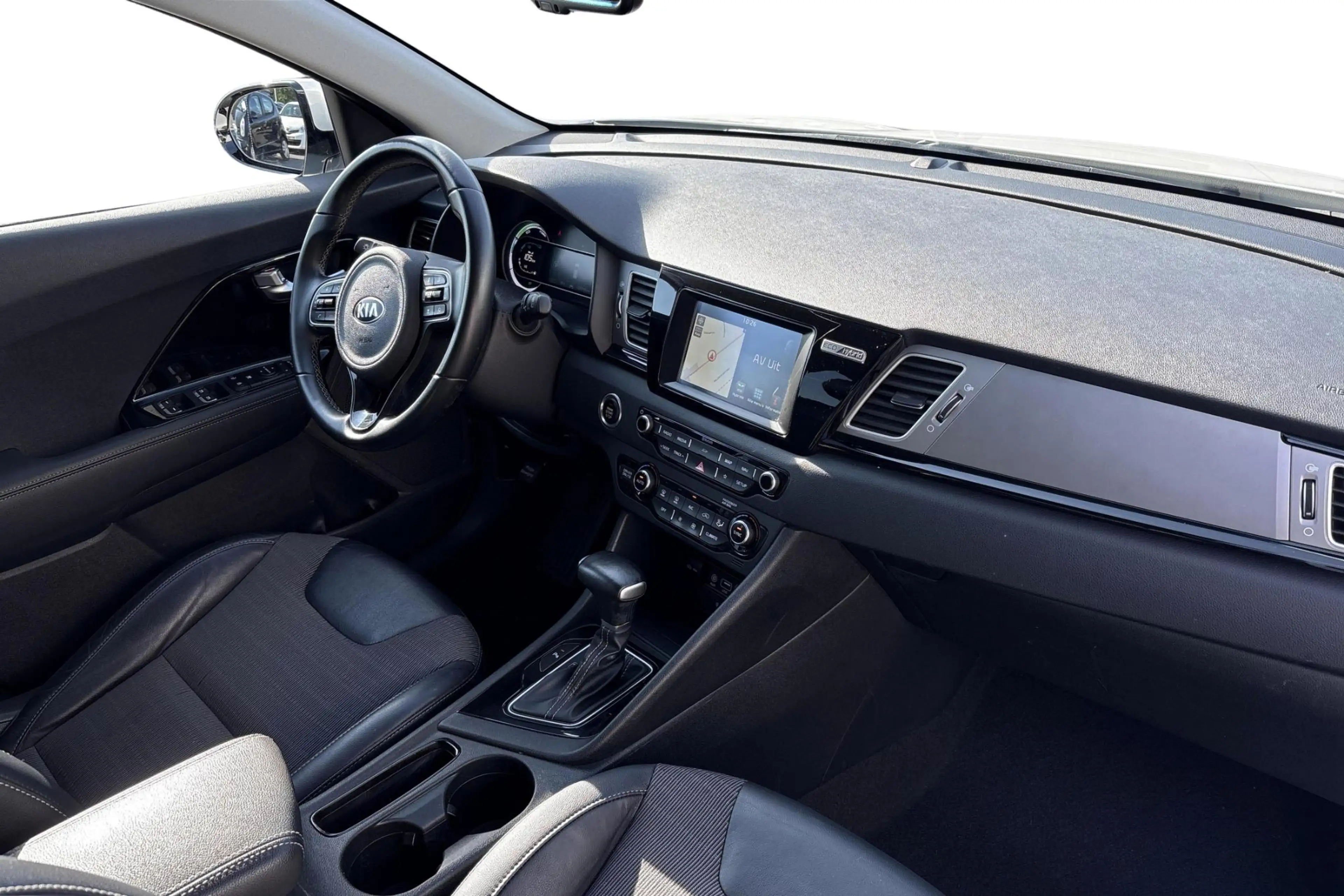 Kia Niro Fusion 1.6 GDi HEV 6DCT — photo 5