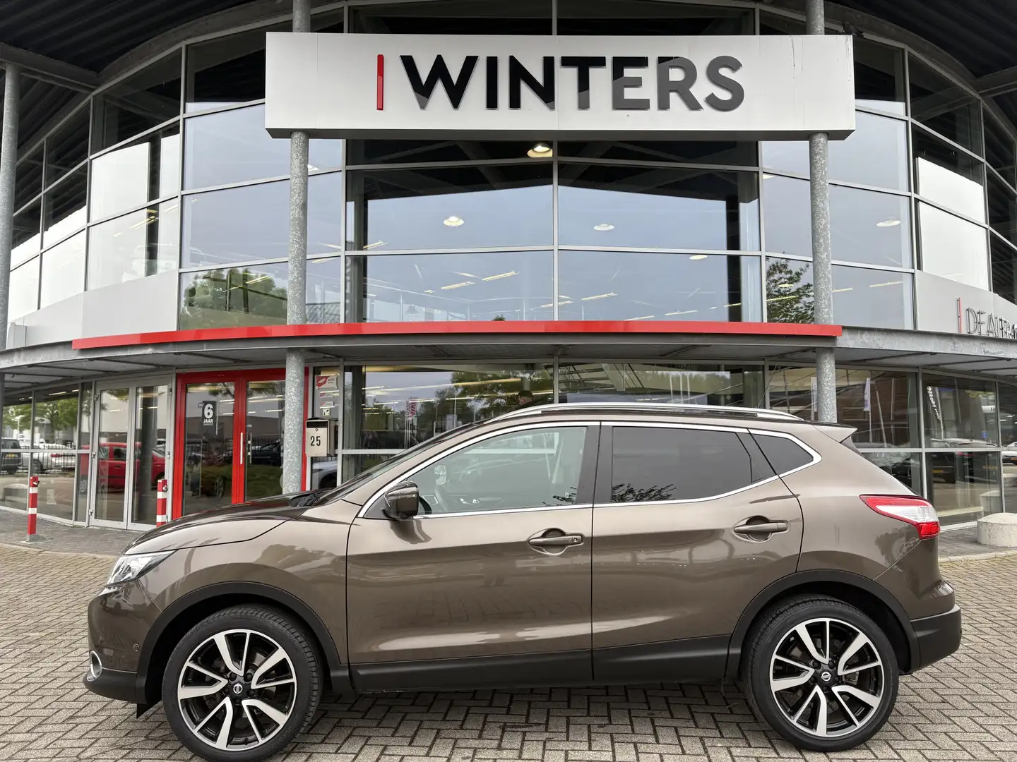 Nissan Qashqai 1.2 Tekna | Navi | 360°Camera | BT |  Trekhaak | L Brun - 2