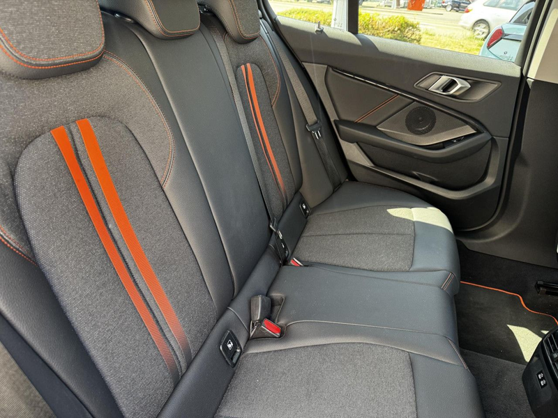 BMW 120 d xDr. Sport LiveProf.DrivAss.Lenkradh.LED18" — photo 15