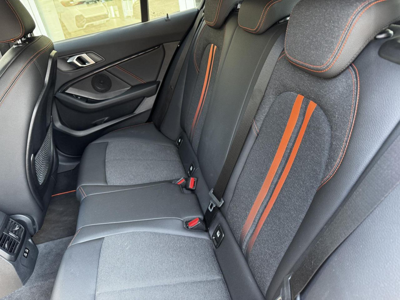 BMW 120 d xDr. Sport LiveProf.DrivAss.Lenkradh.LED18" — photo 14