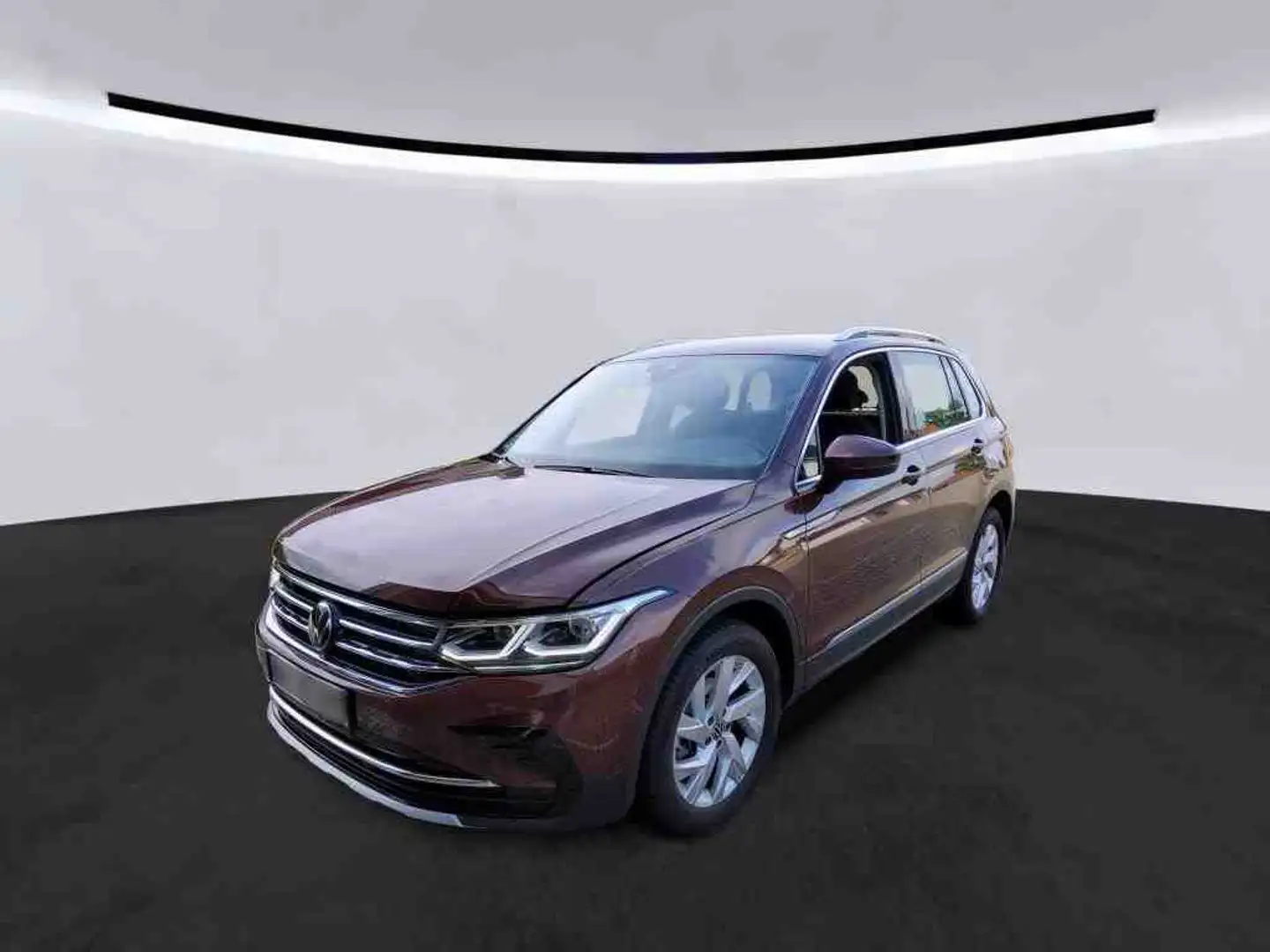 Volkswagen Tiguan Elegance TSI DSG Matrix/CarPlay/Black/AHK Braun - 2