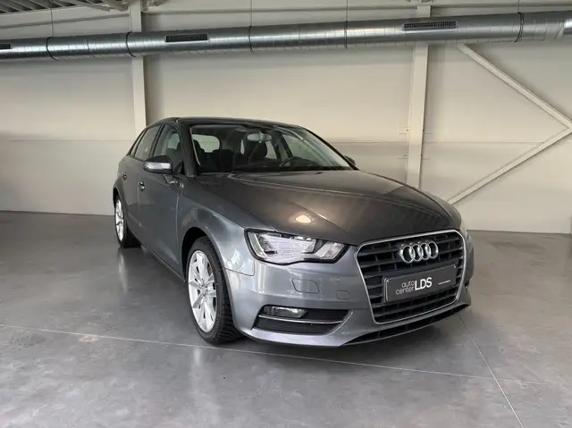 Audi A3 Audi A3 - SPORTBACK- benzine - navi - 17" velg