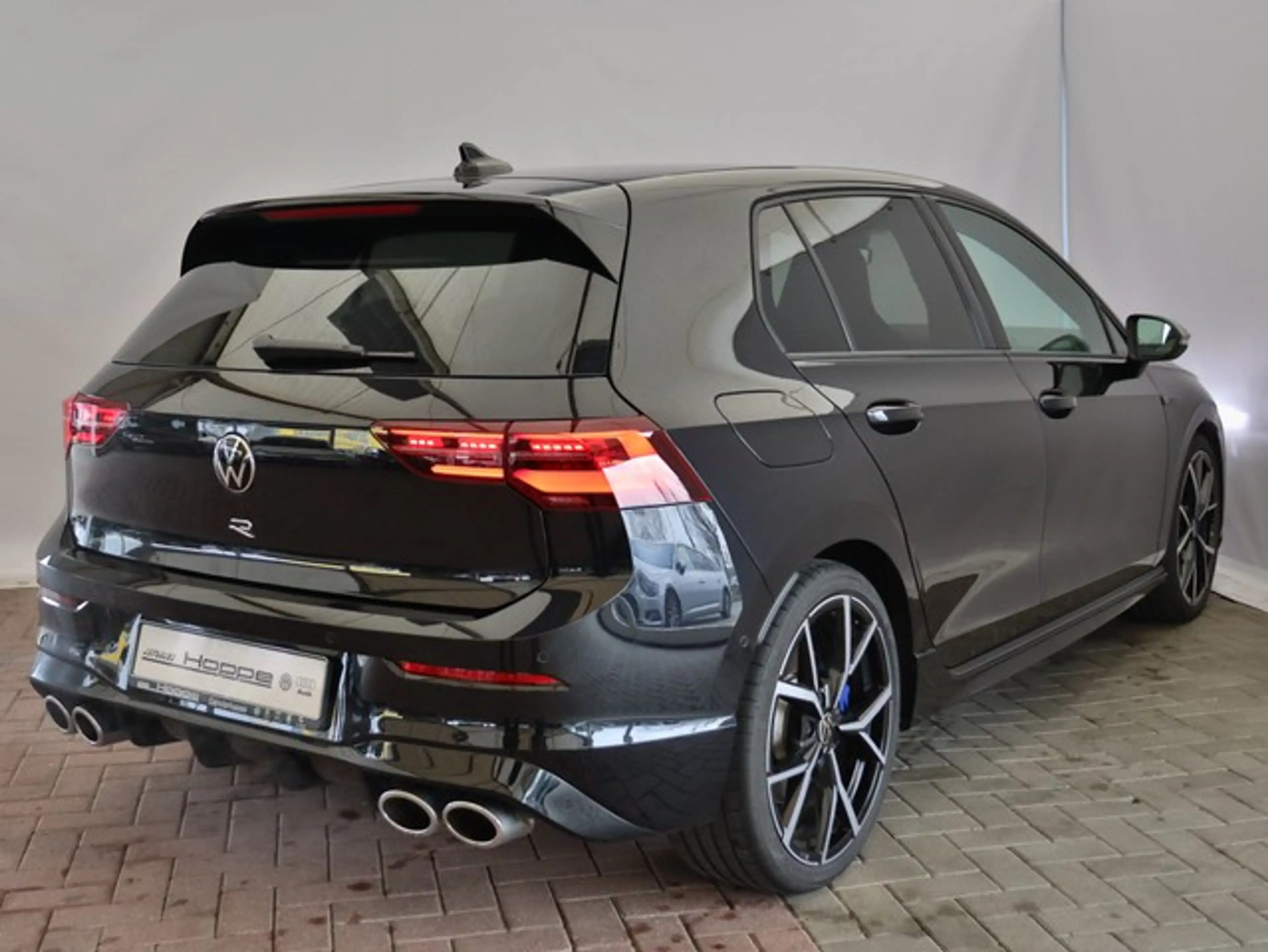 Volkswagen Golf R 2,0 l TSI OPF 4MOTION 235 kW (320 2.0 TSI DSG a... — photo 5