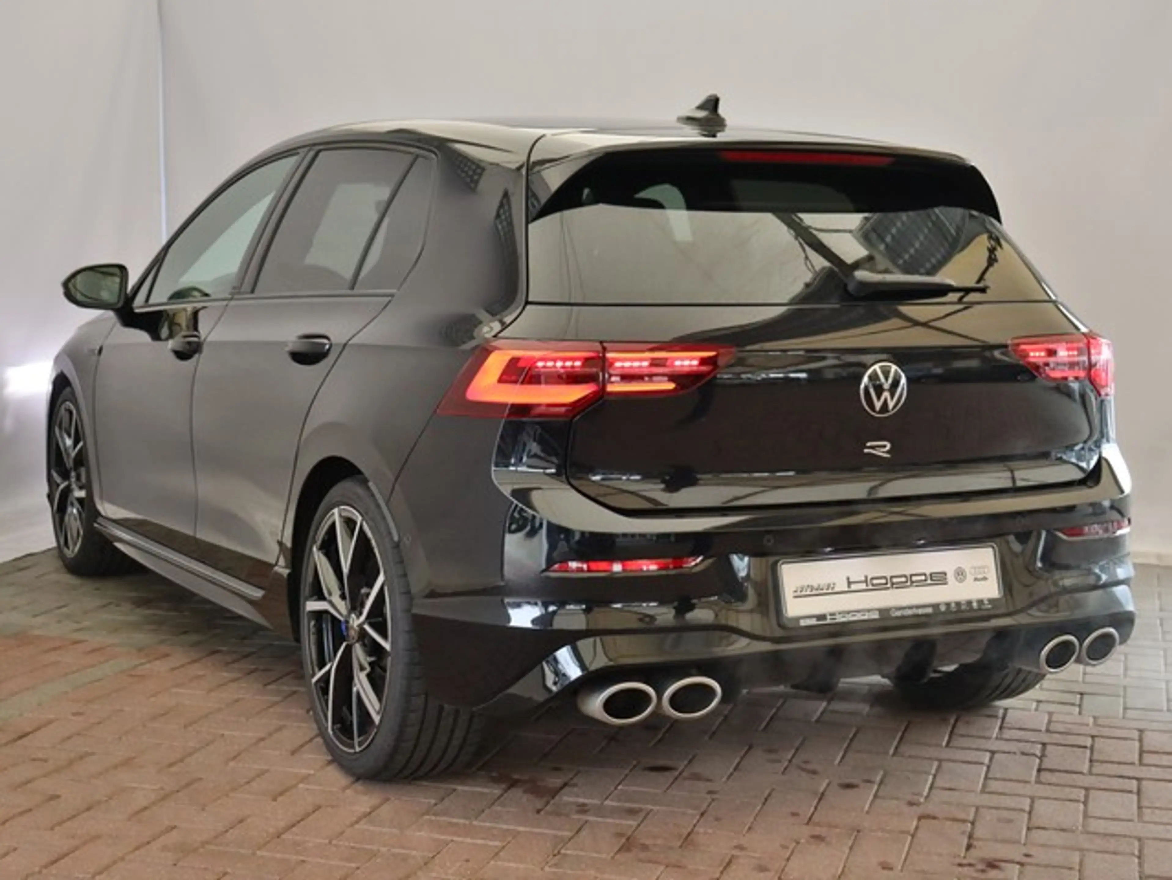 Volkswagen Golf R 2,0 l TSI OPF 4MOTION 235 kW (320 2.0 TSI DSG a... — photo 7