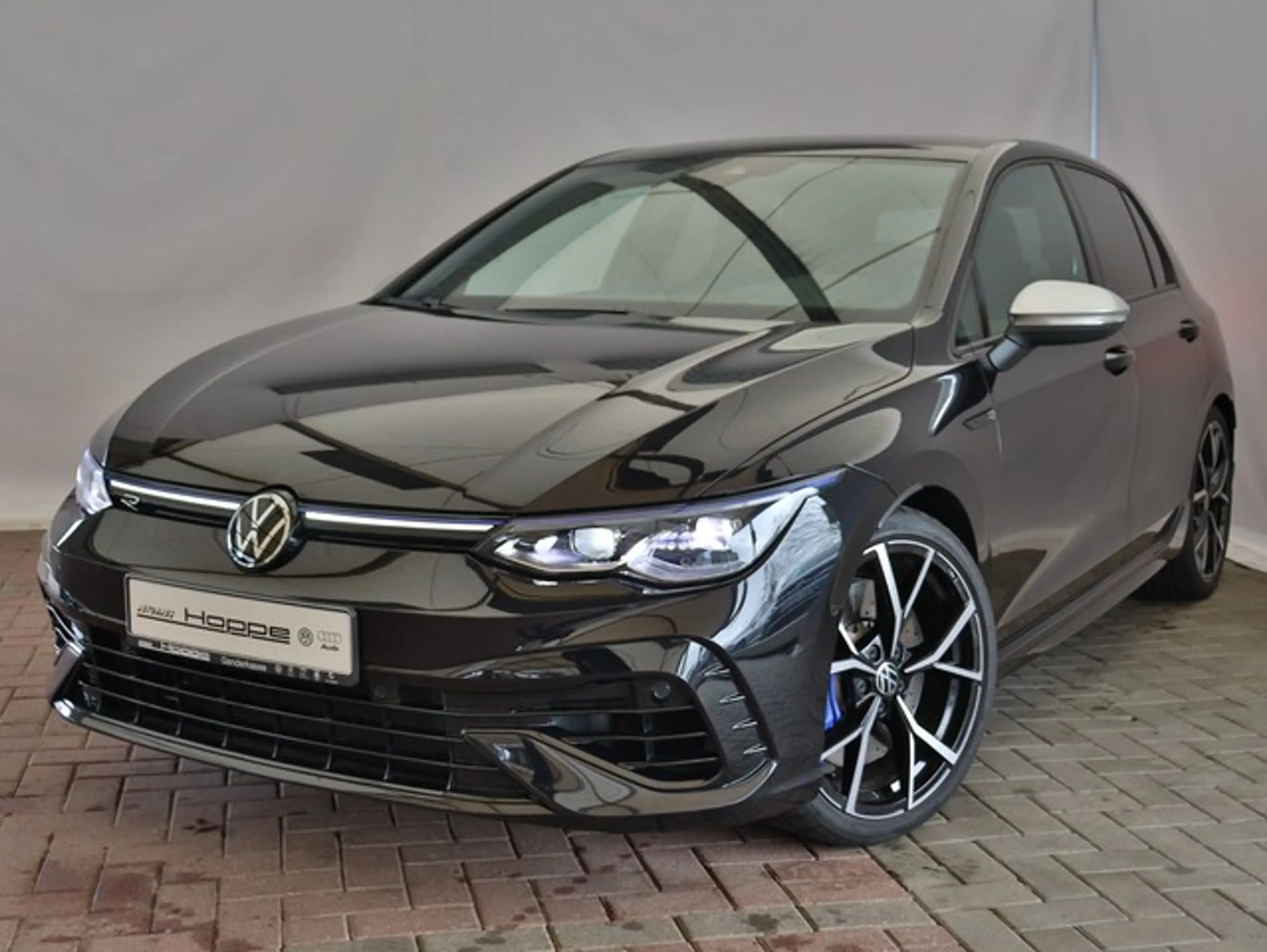 Volkswagen Golf R 2,0 l TSI OPF 4MOTION 235 kW (320 2.0 TSI DSG a... — photo 3